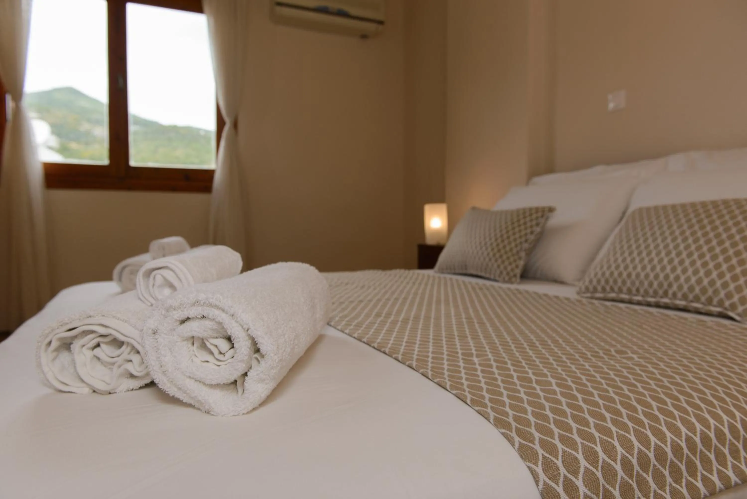 Bed in So Nice Hotel