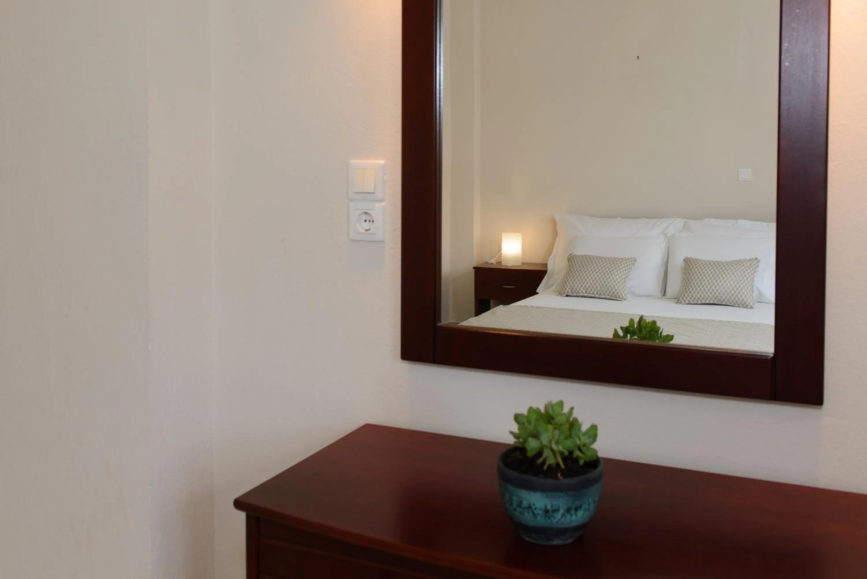 Bedroom, Bed in So Nice Hotel