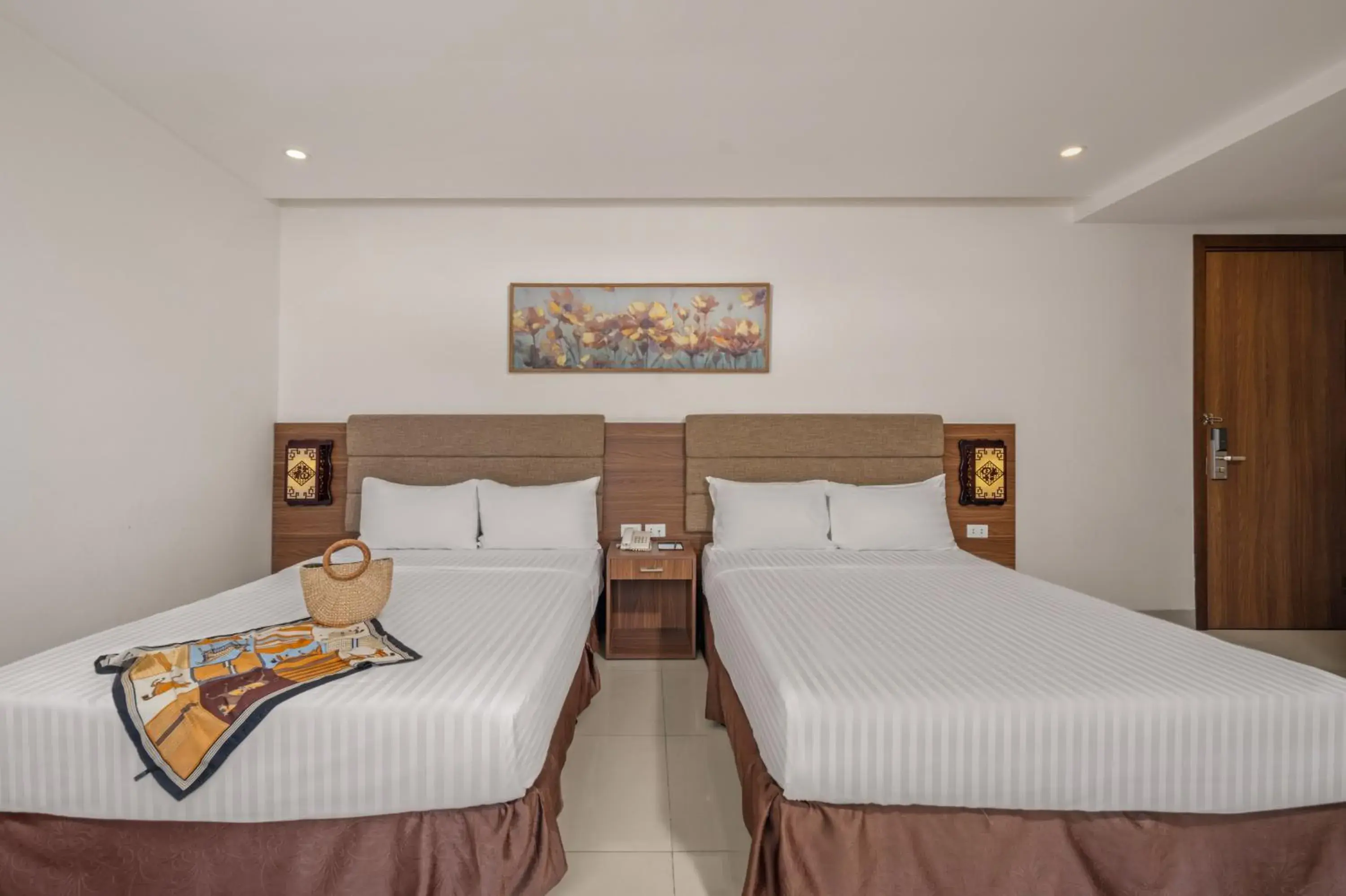 Deluxe Triple Room in Platinum Orchid Hotel Danang Deluxe Triple Room in Platinum Orchid Hotel Danang