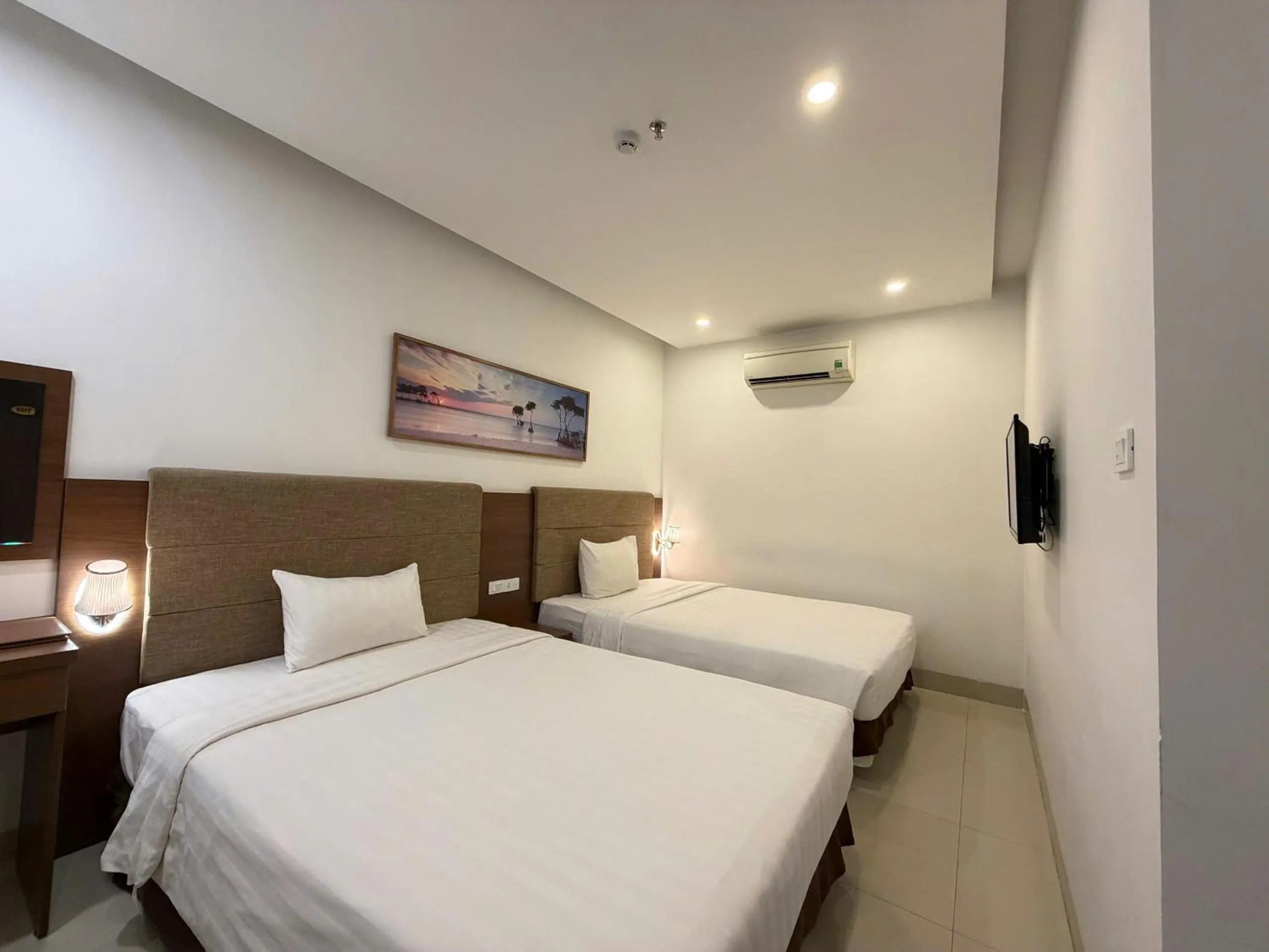 Bed in Platinum Orchid Hotel Danang