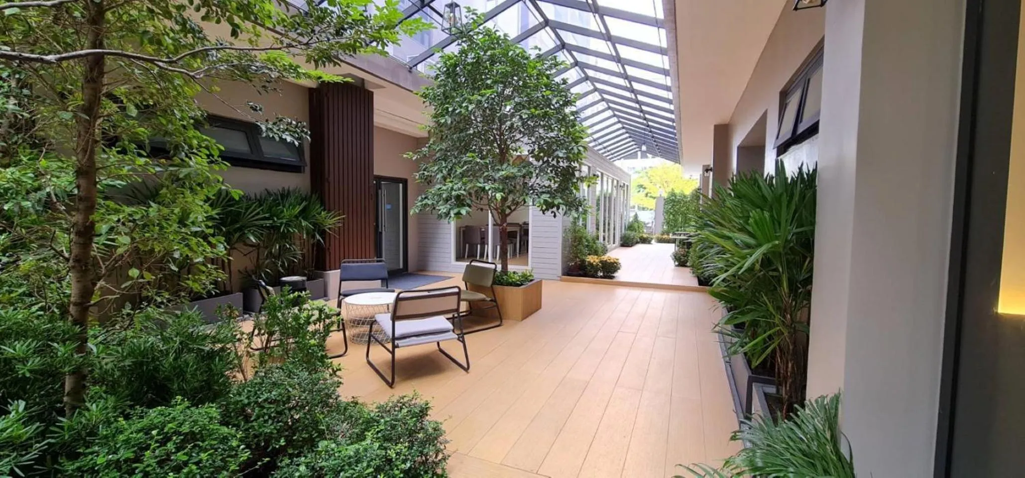 Garden in 35 Bow Hotel