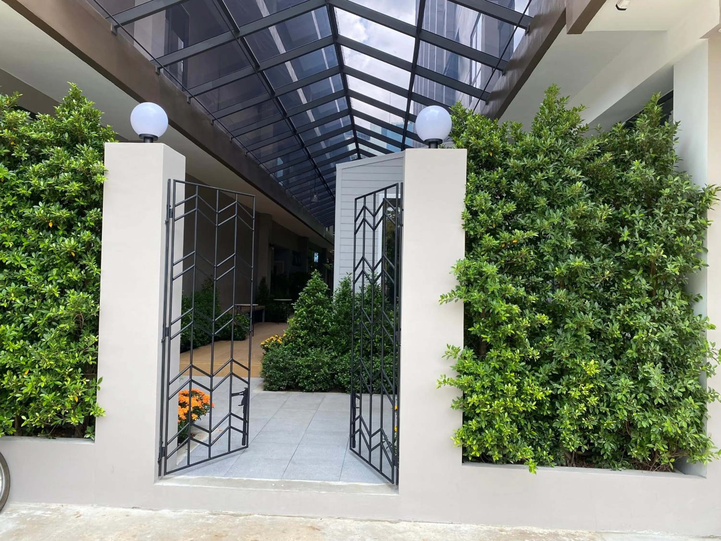 Garden in 35 Bow Hotel