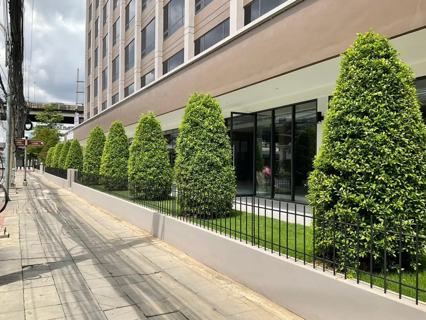 Property building in 35 Bow Hotel