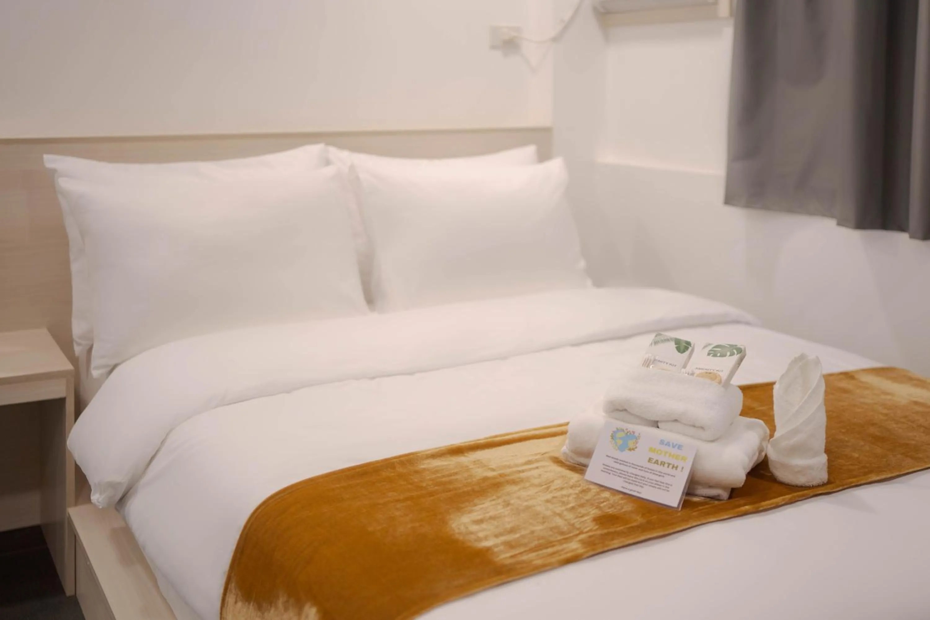 Bed in A Traveller's Inn