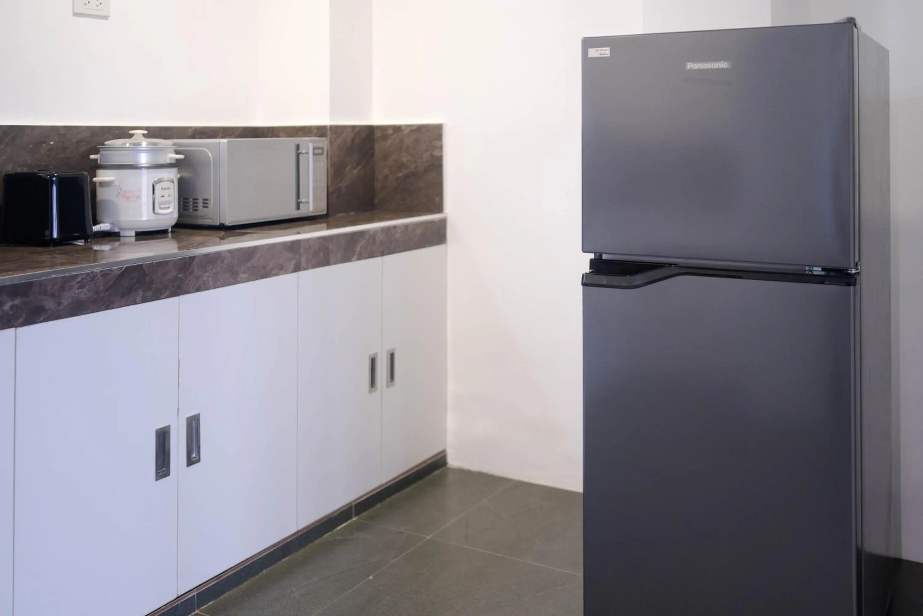 Kitchen or kitchenette in A Traveller's Inn