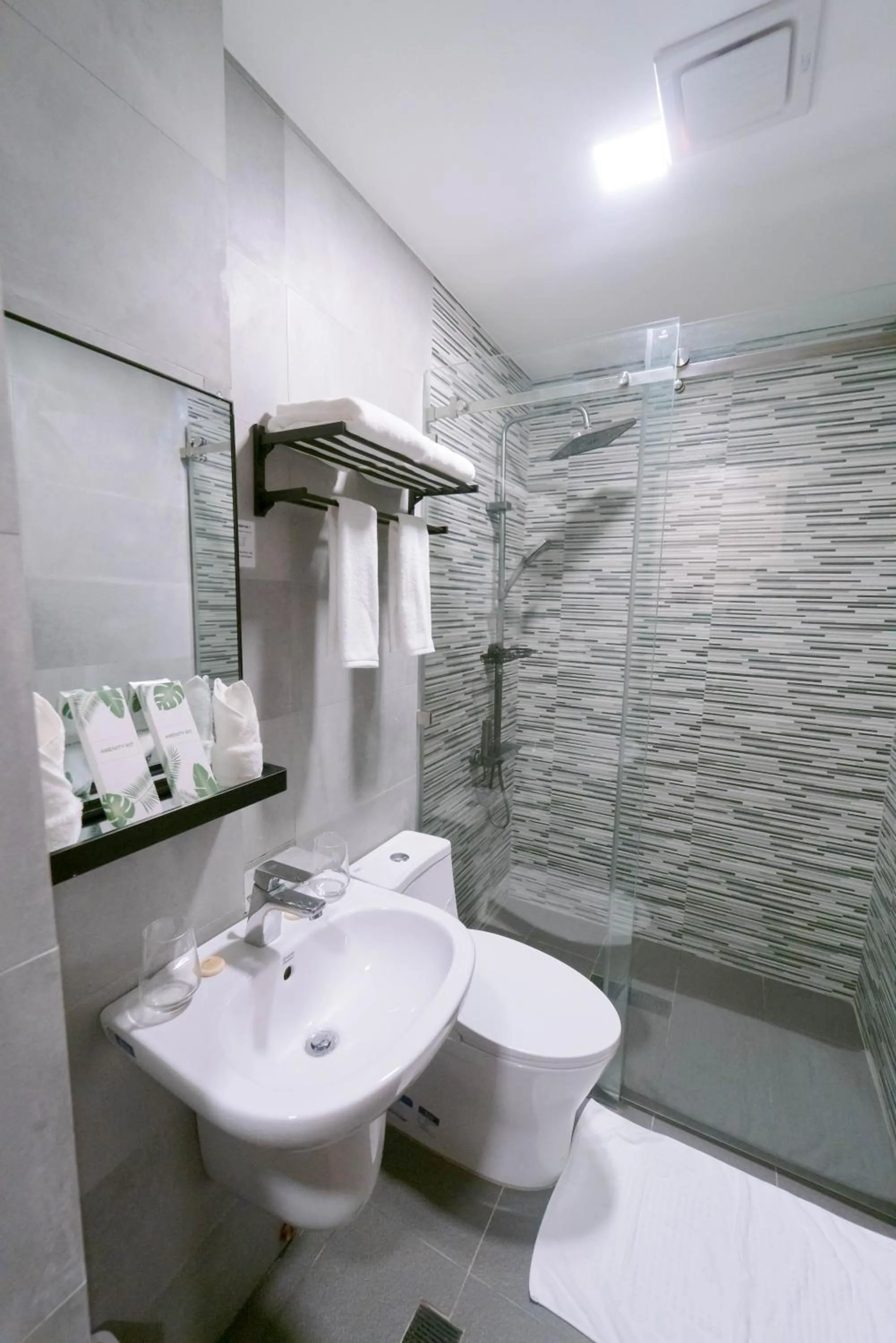 Shower in A Traveller's Inn