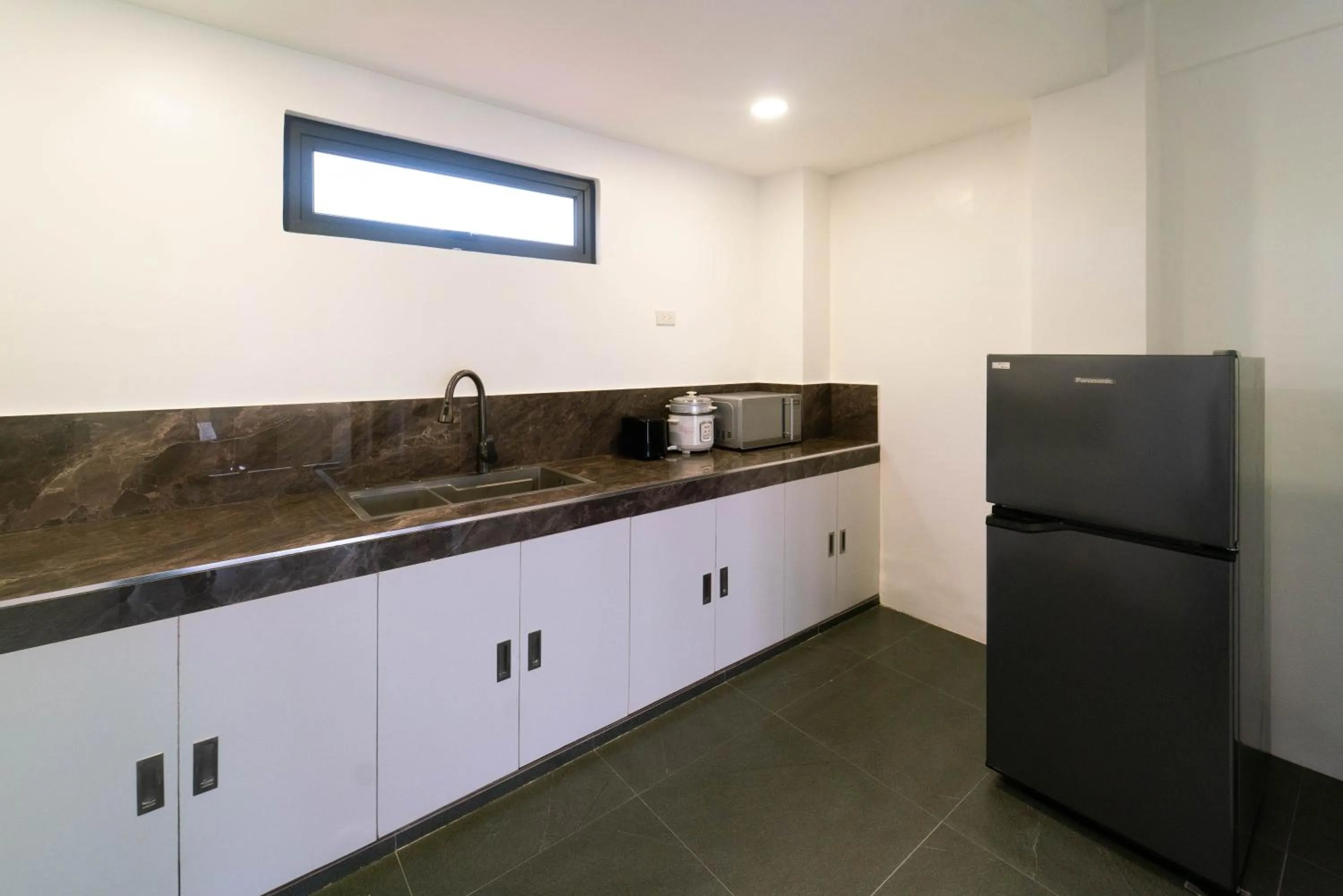 Kitchen or kitchenette in A Traveller's Inn