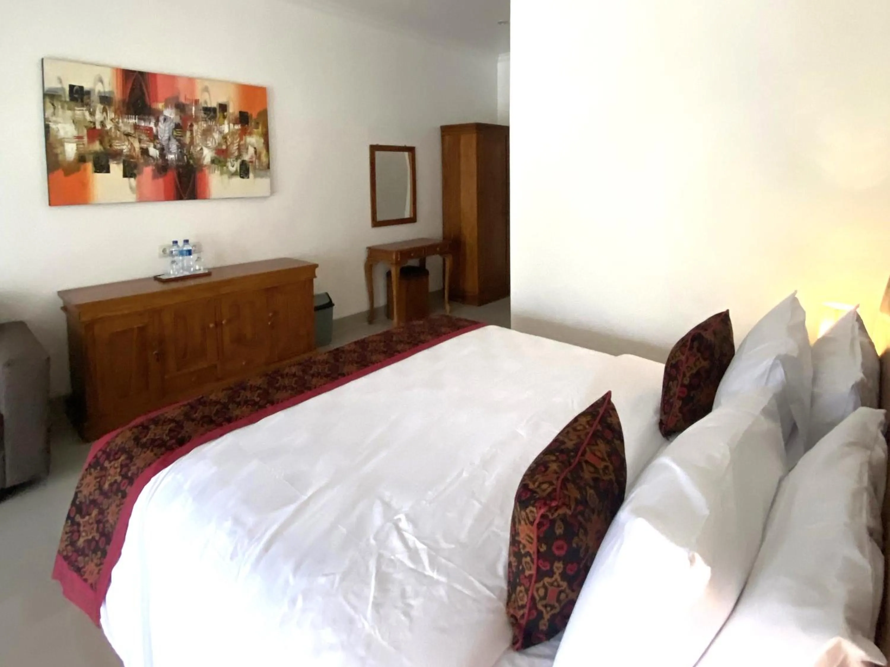 Bedroom, Bed in Nivaluma