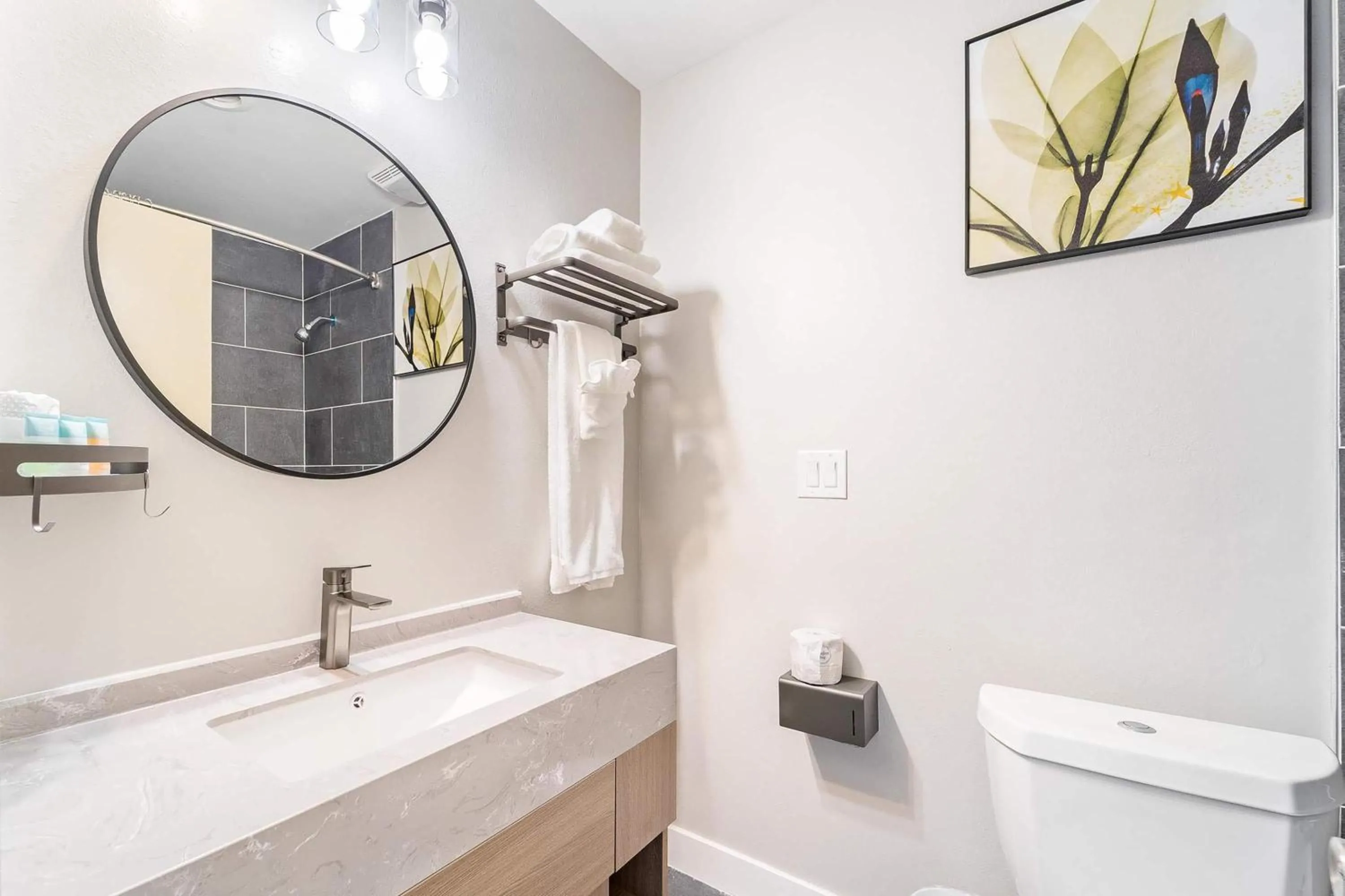 Bathroom in Interurban Suites Hotel, a Dazzler Select by Wyndham