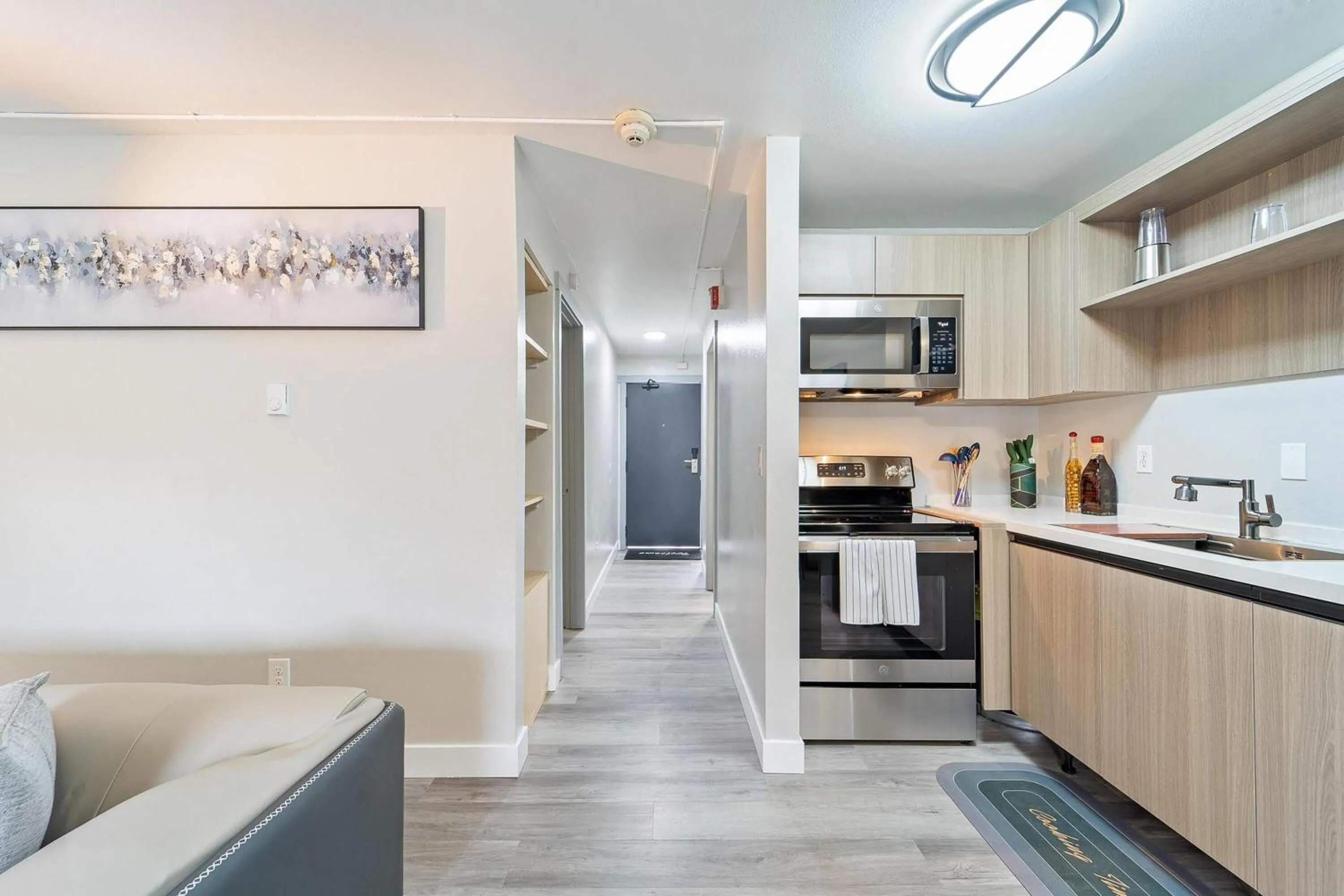 Photo of the whole room in Interurban Suites Hotel, a Dazzler Select by Wyndham