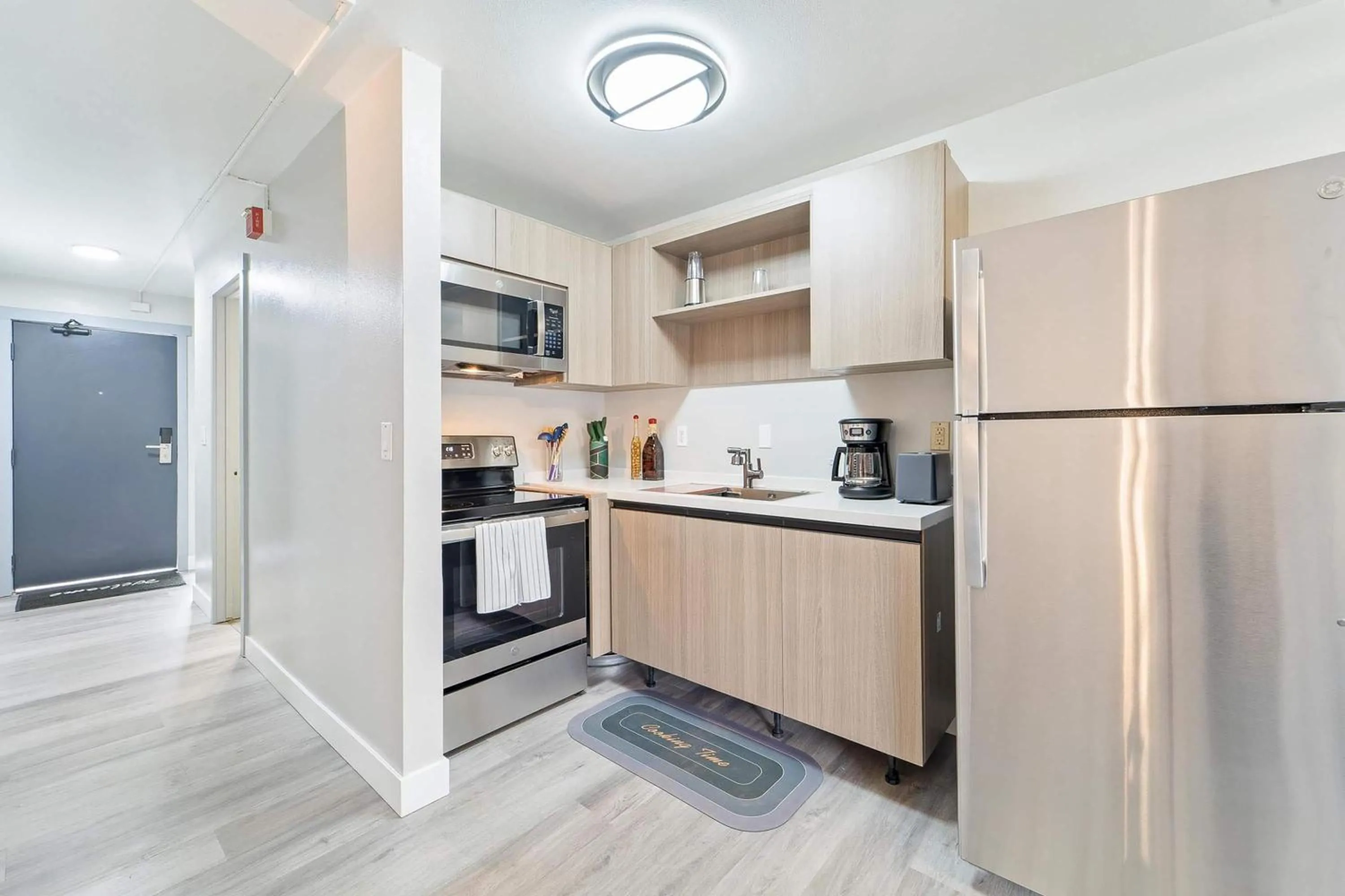 Photo of the whole room in Interurban Suites Hotel, a Dazzler Select by Wyndham