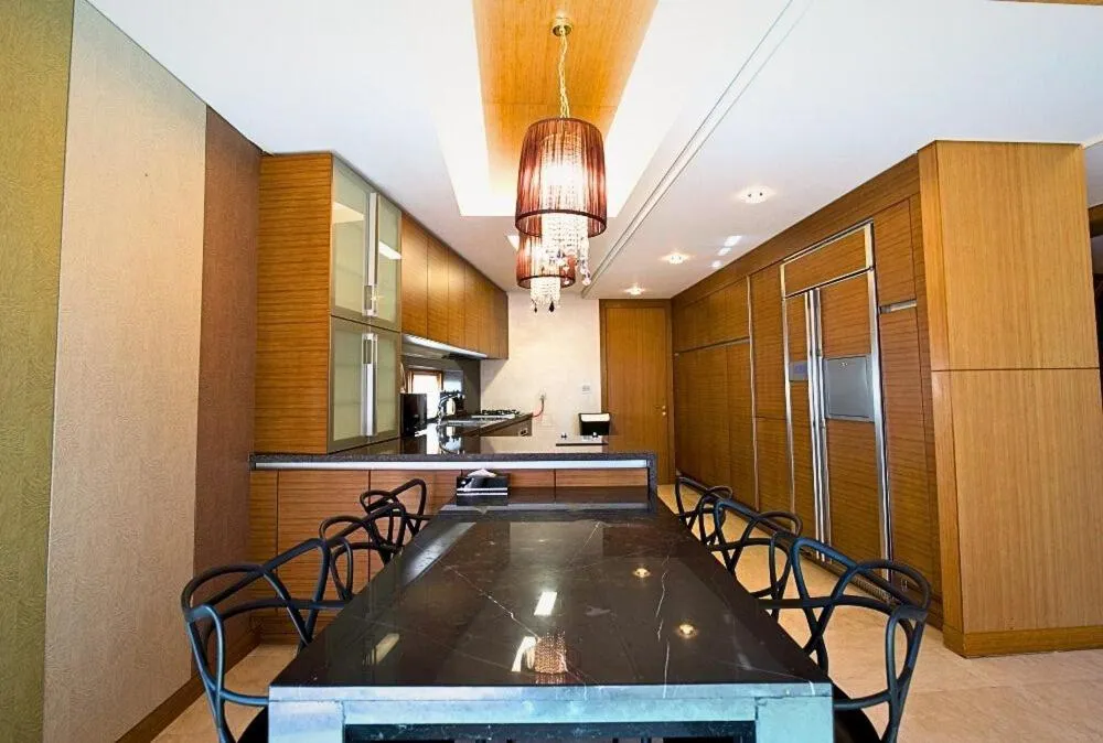 Kitchen or kitchenette in Le comte bleu