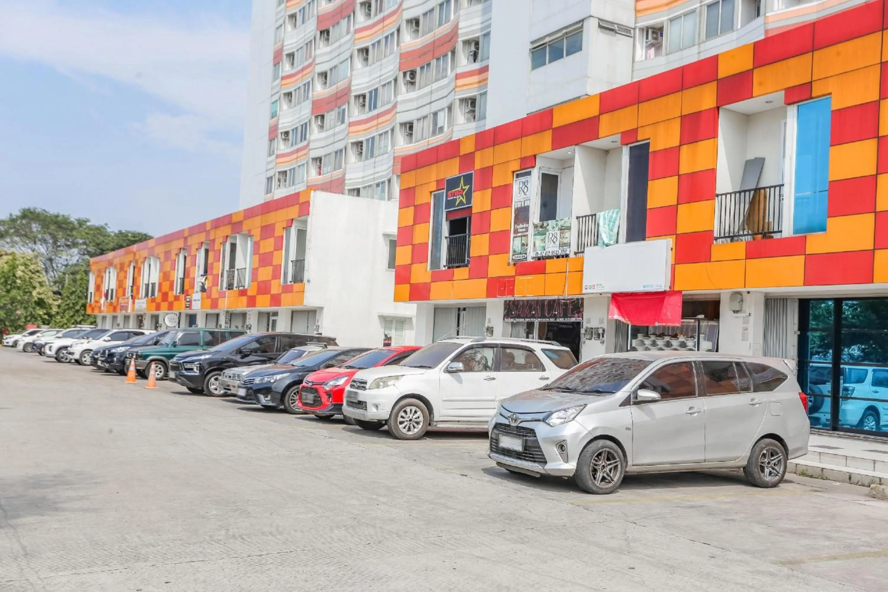 Property building in Hotel O Tower Mahakam serviced apartment Riverview Jababeka