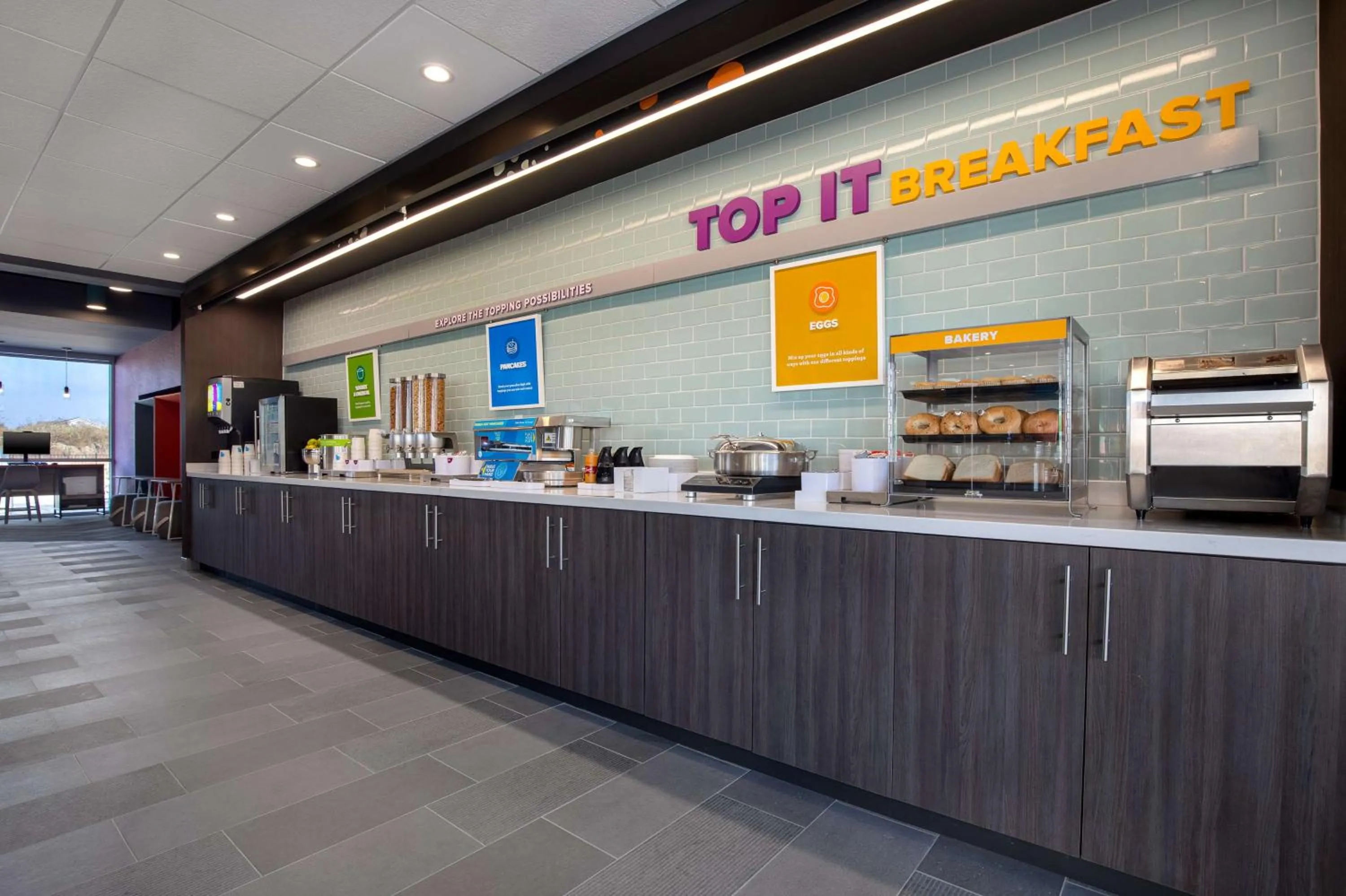 Breakfast in Tru By Hilton Anderson