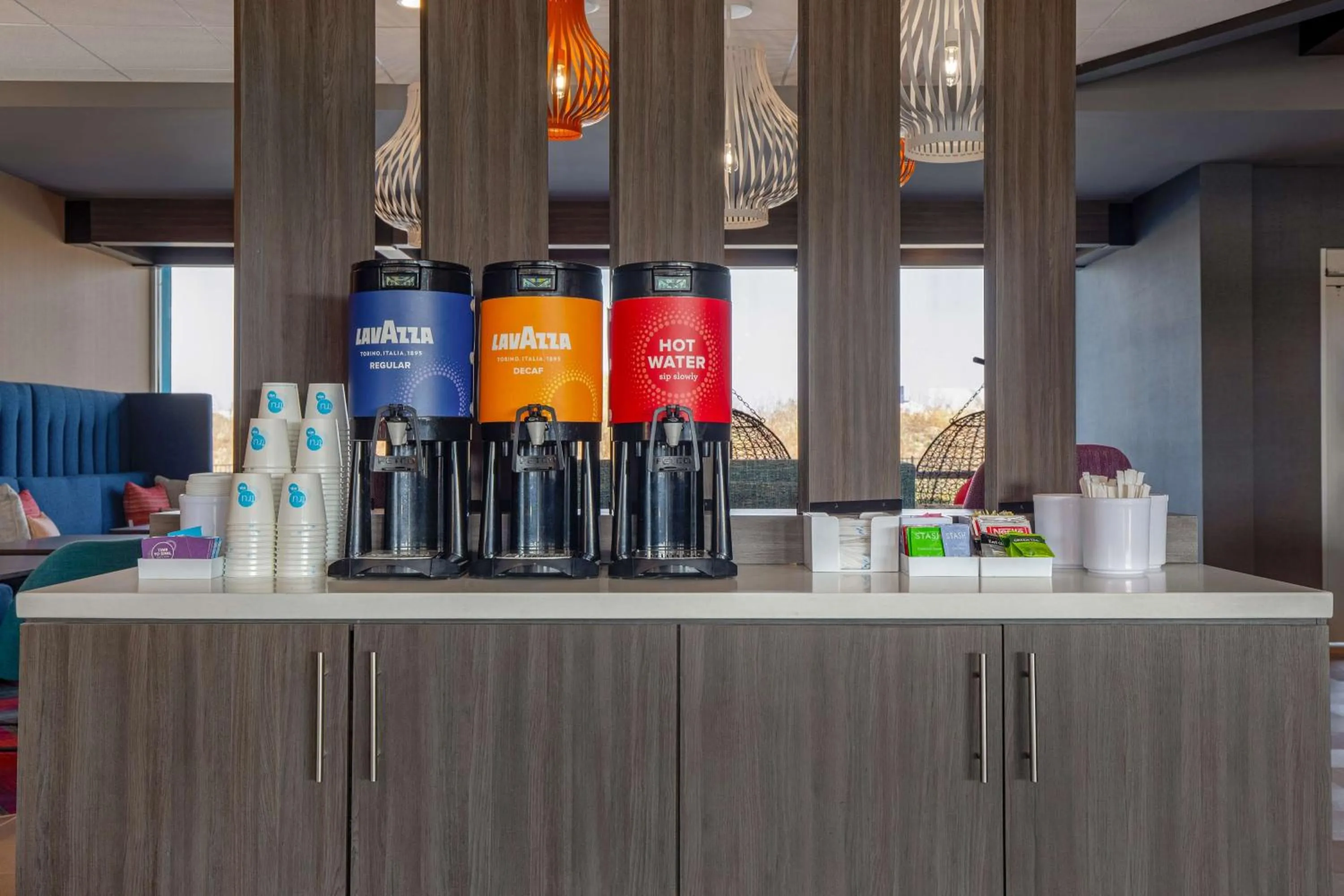 Lobby or reception in Tru By Hilton Anderson