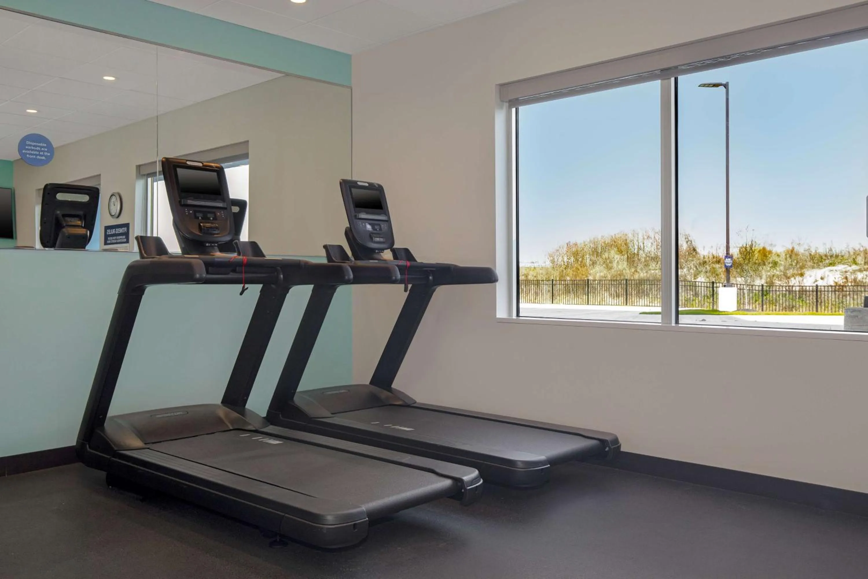 Fitness centre/facilities in Tru By Hilton Anderson