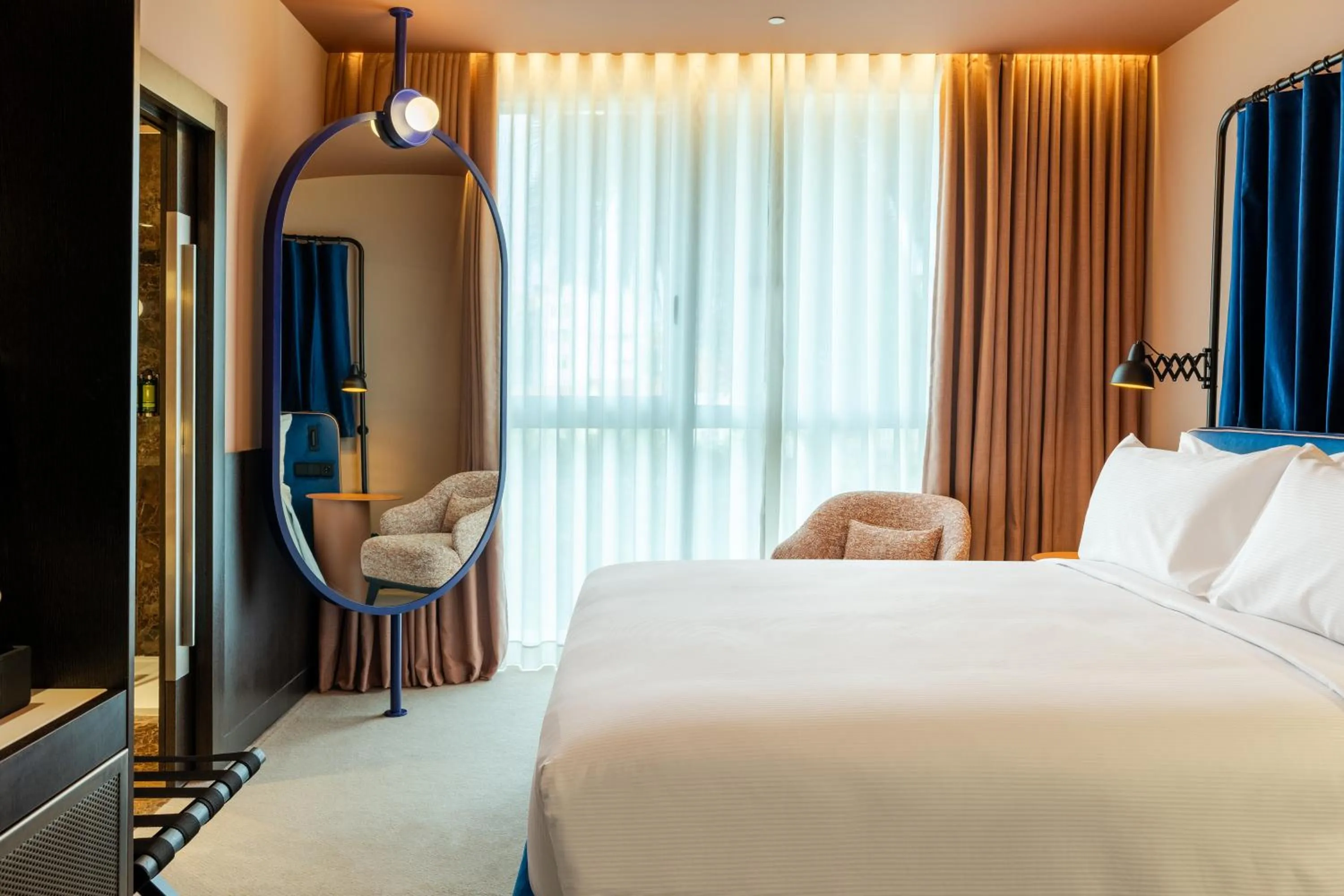 Bed in Cenica Porto Hotel, Curio Collection By Hilton