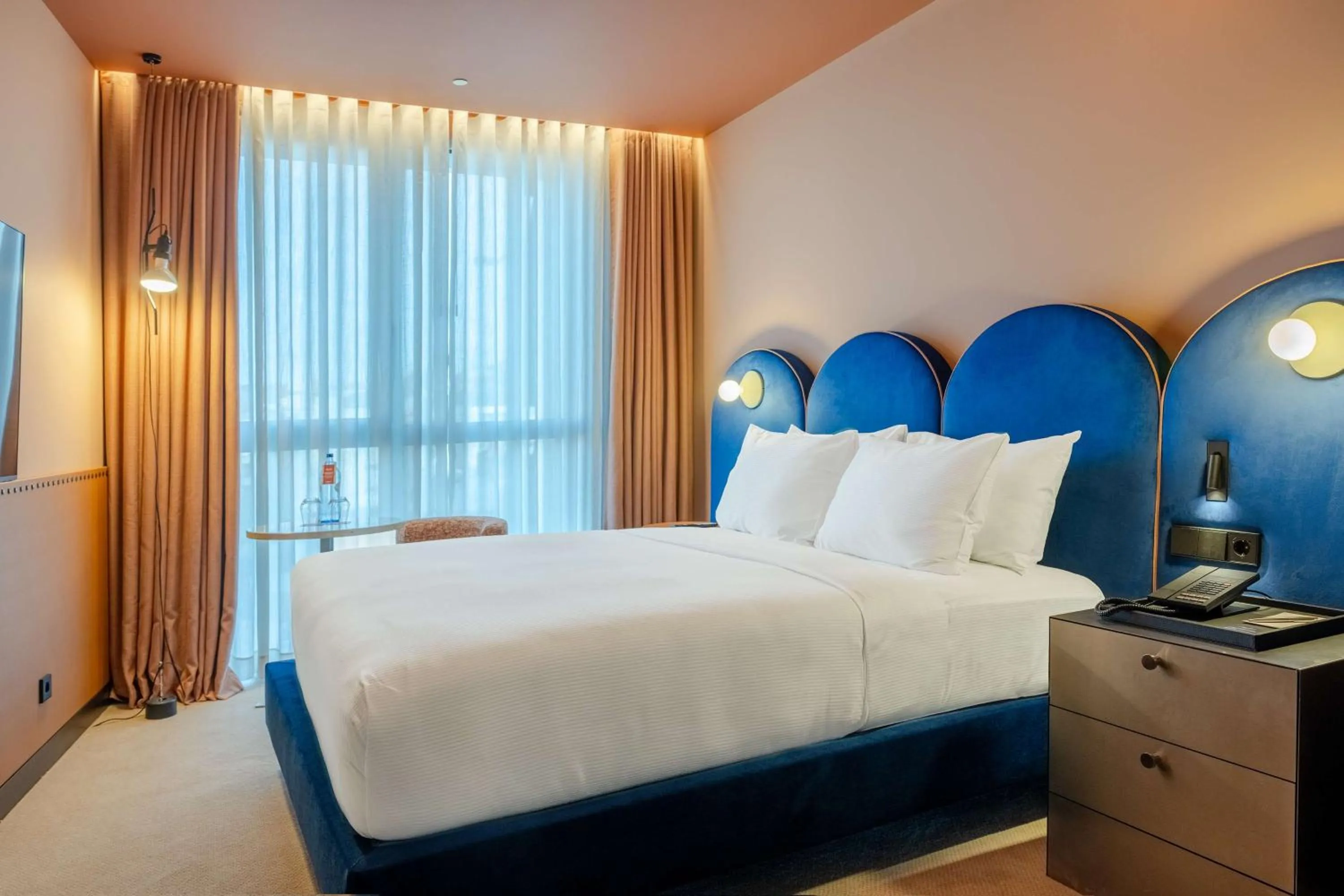 Bed in Cenica Porto Hotel, Curio Collection By Hilton