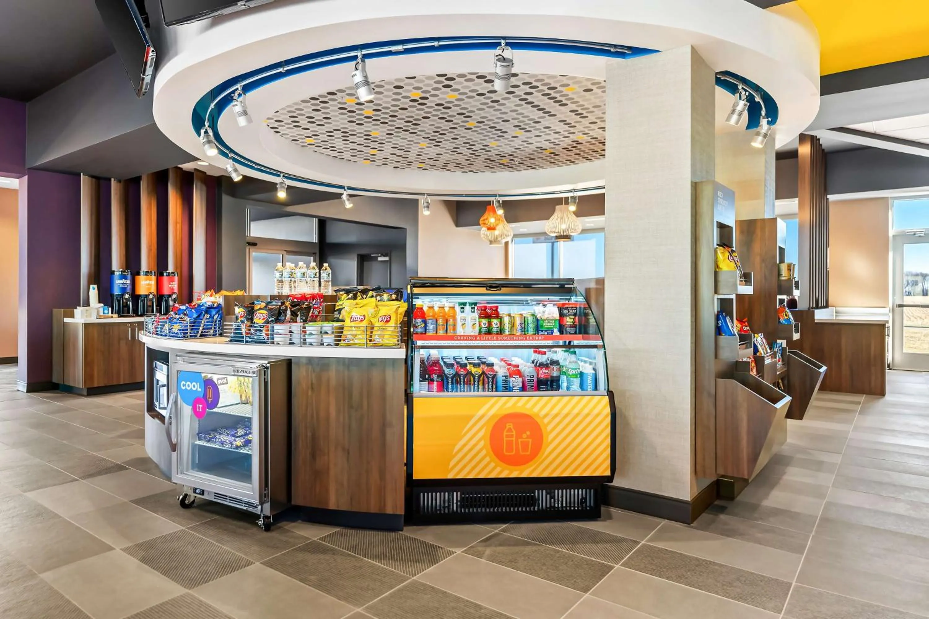 Dining area in Tru By Hilton Dixon