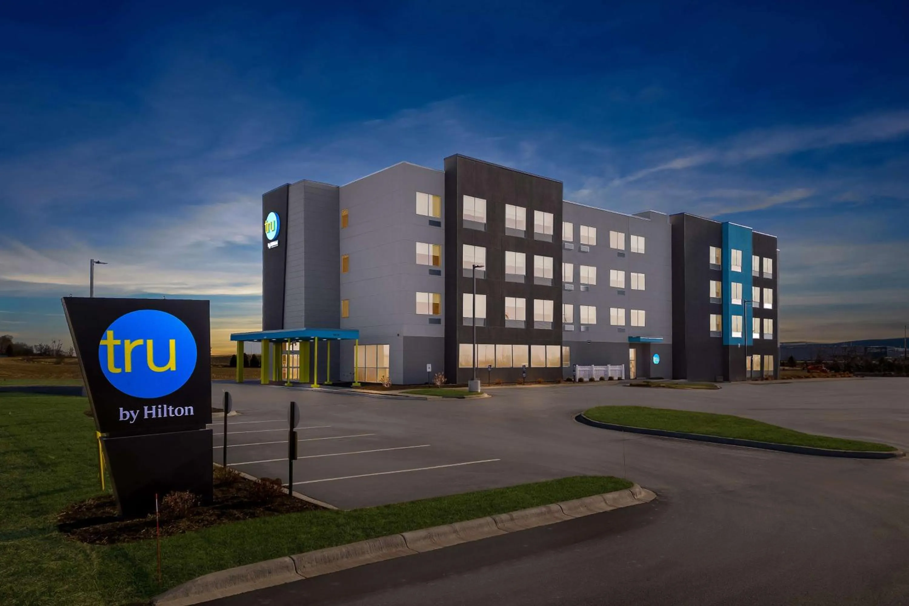 Property building in Tru By Hilton Dixon