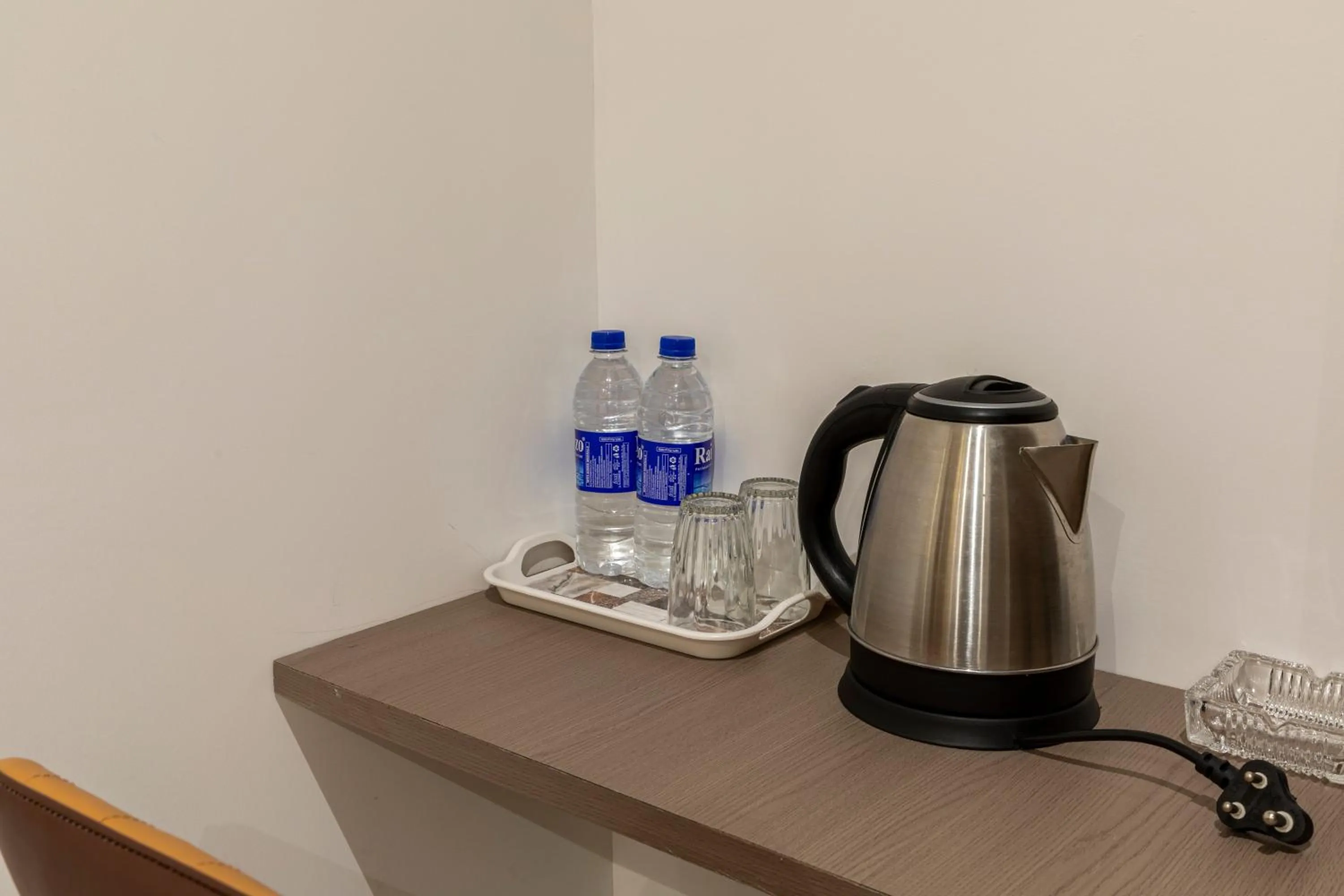 Coffee/tea facilities in Hotel MetroMax Andheri
