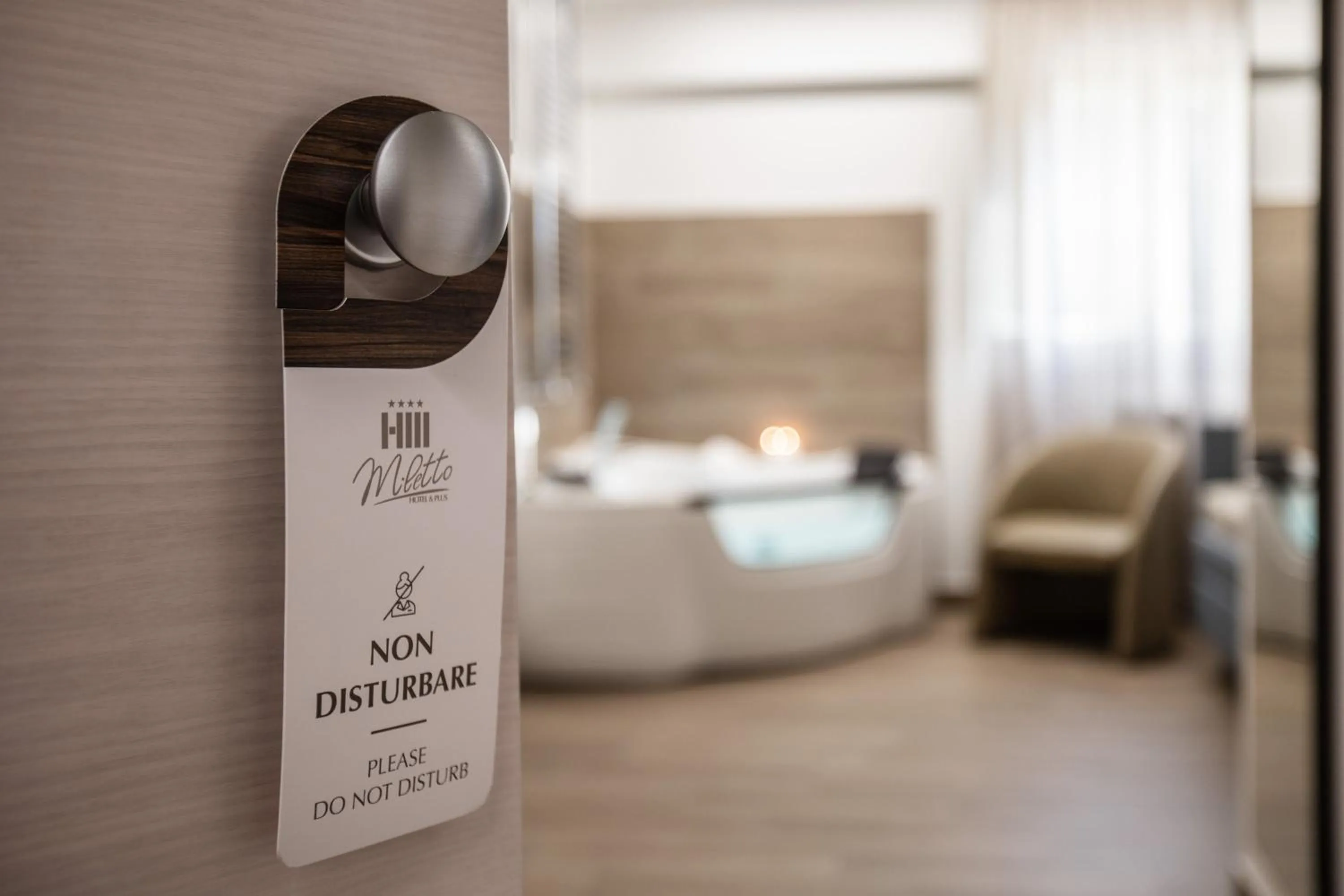 Text overlay in Hotel Miletto