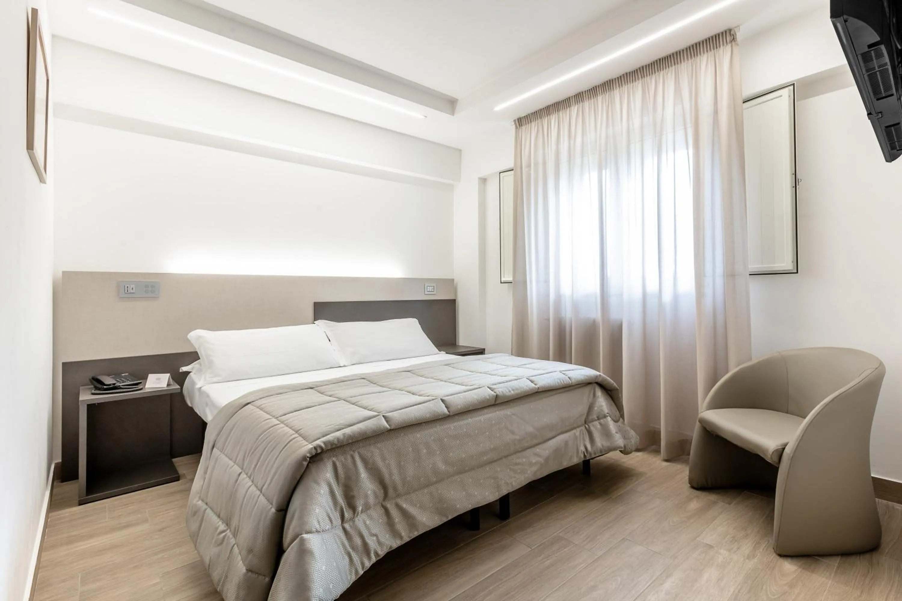 Bedroom, Bed in Hotel Miletto