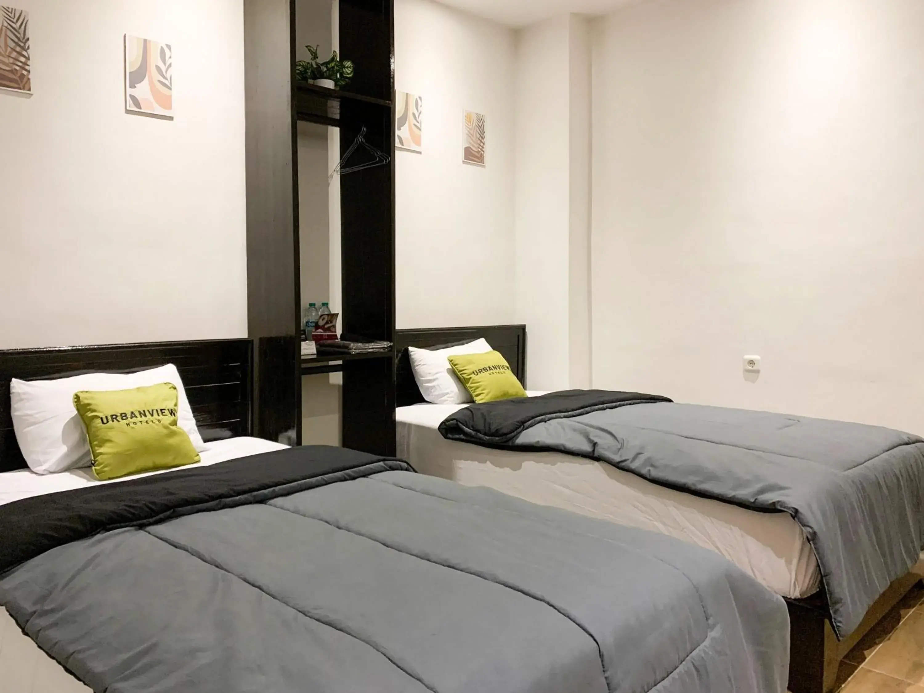 Deluxe Twin Room in Urbanview House of IKIGAI Deluxe Twin Room in Urbanview House of IKIGAI