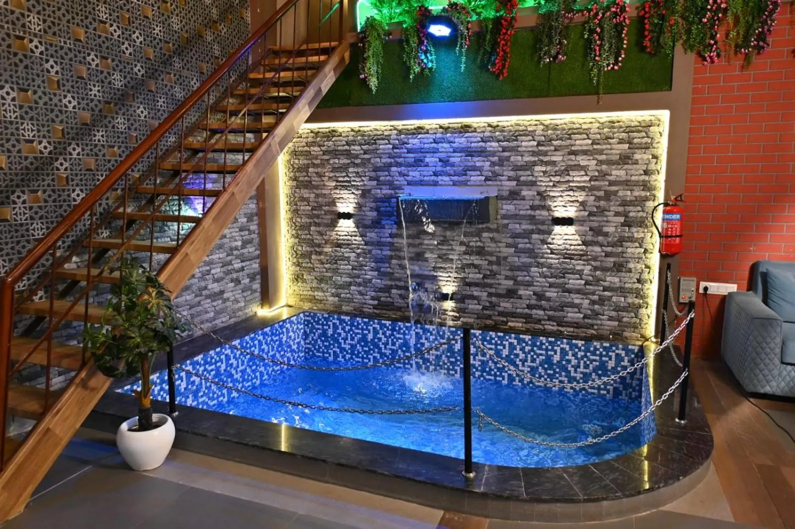 The Apple Tree Hotel