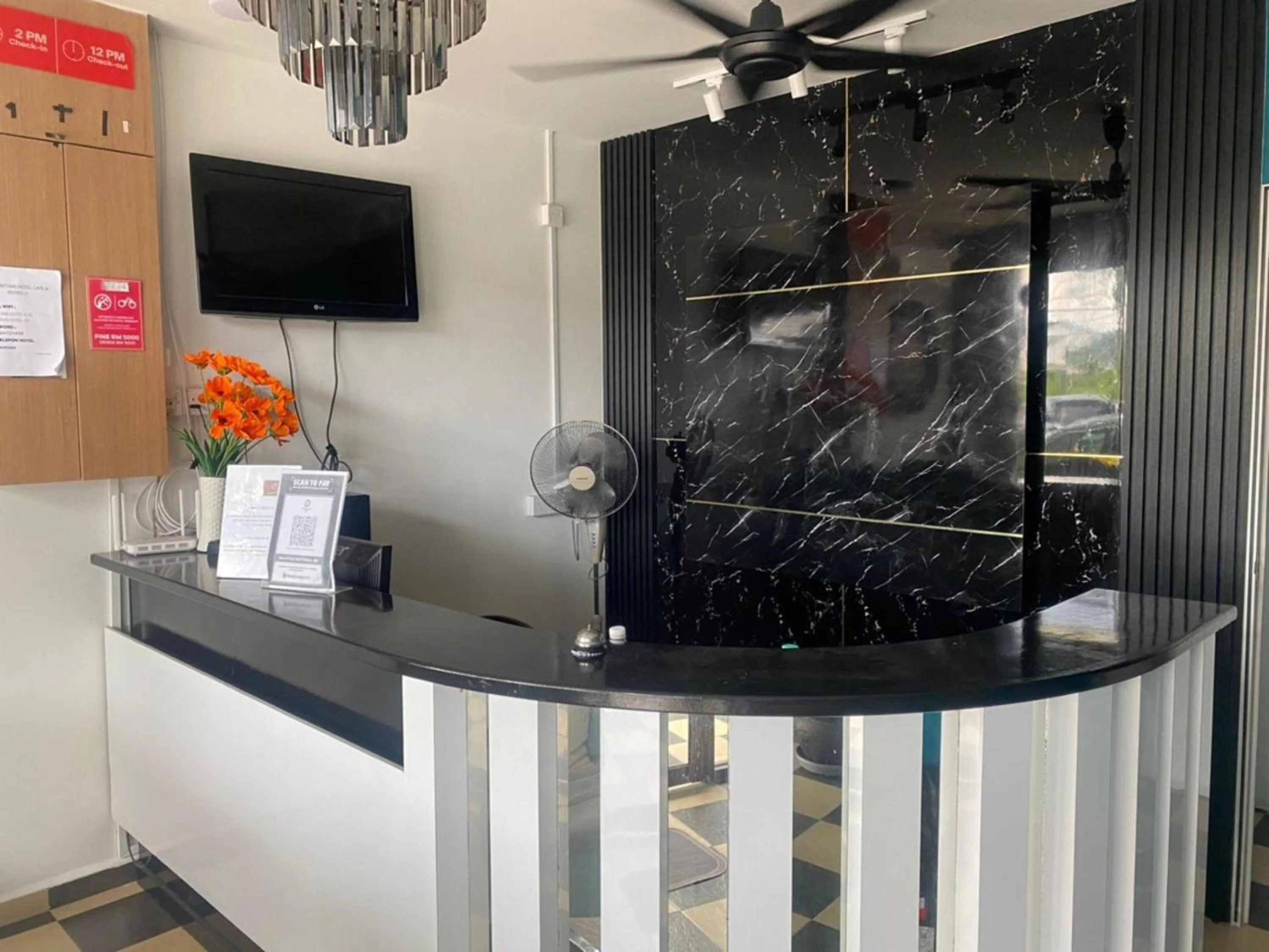 Lobby or reception in Hotel O Captain Hotel Cafe & Bistro