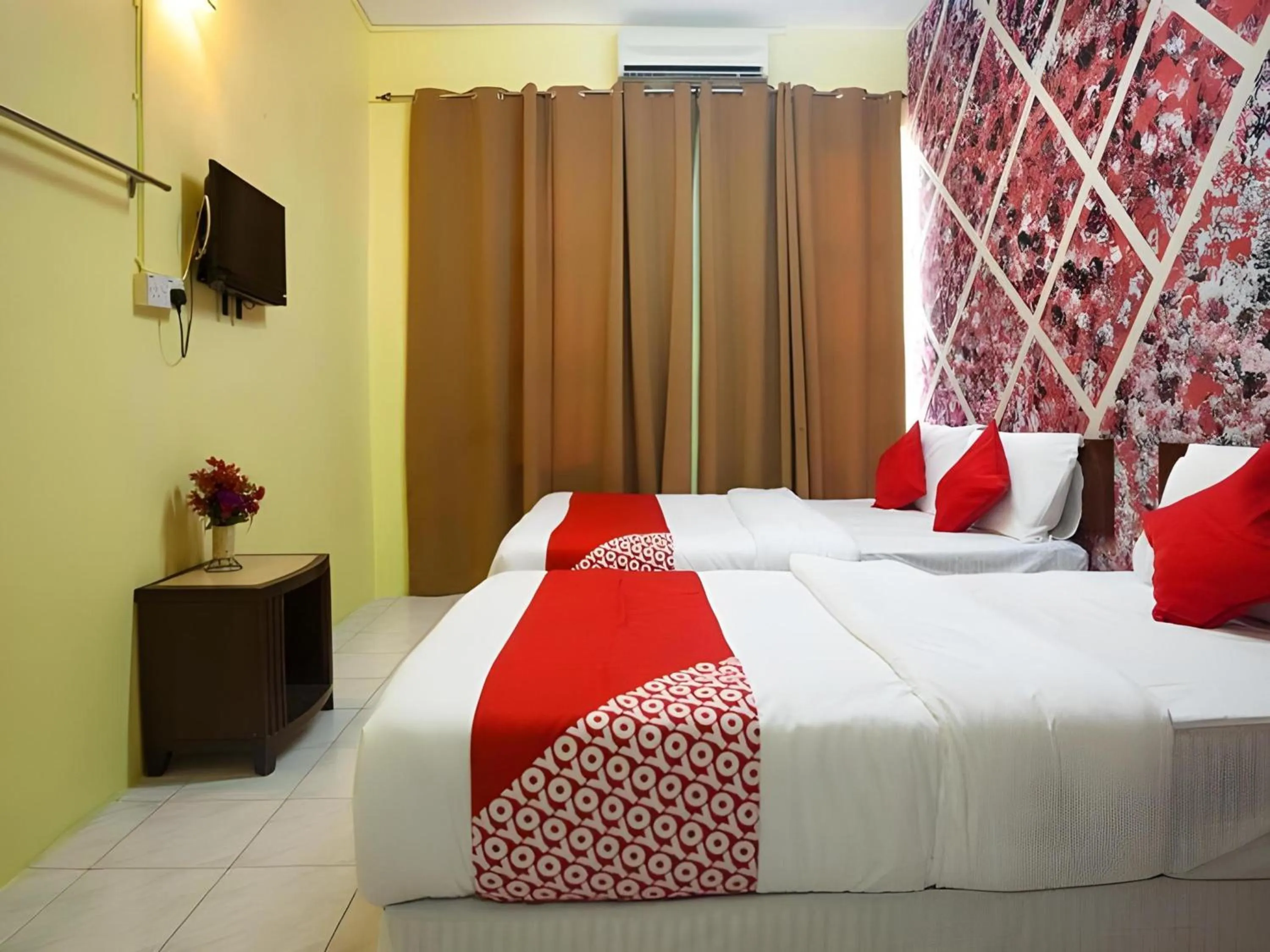 Bedroom in Hotel O Captain Hotel Cafe & Bistro