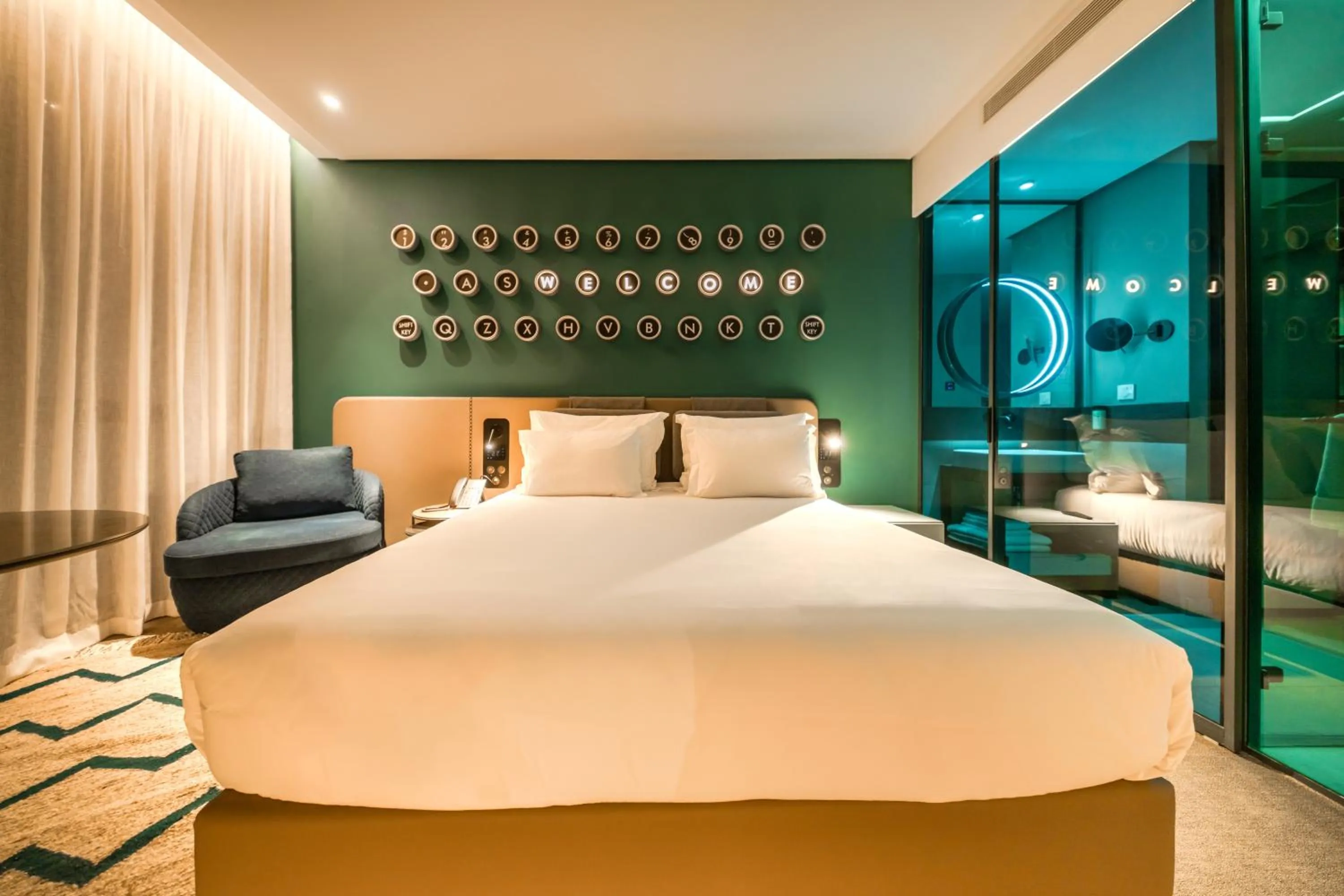 Shower, Bed in The NINE Lifestyle Experience