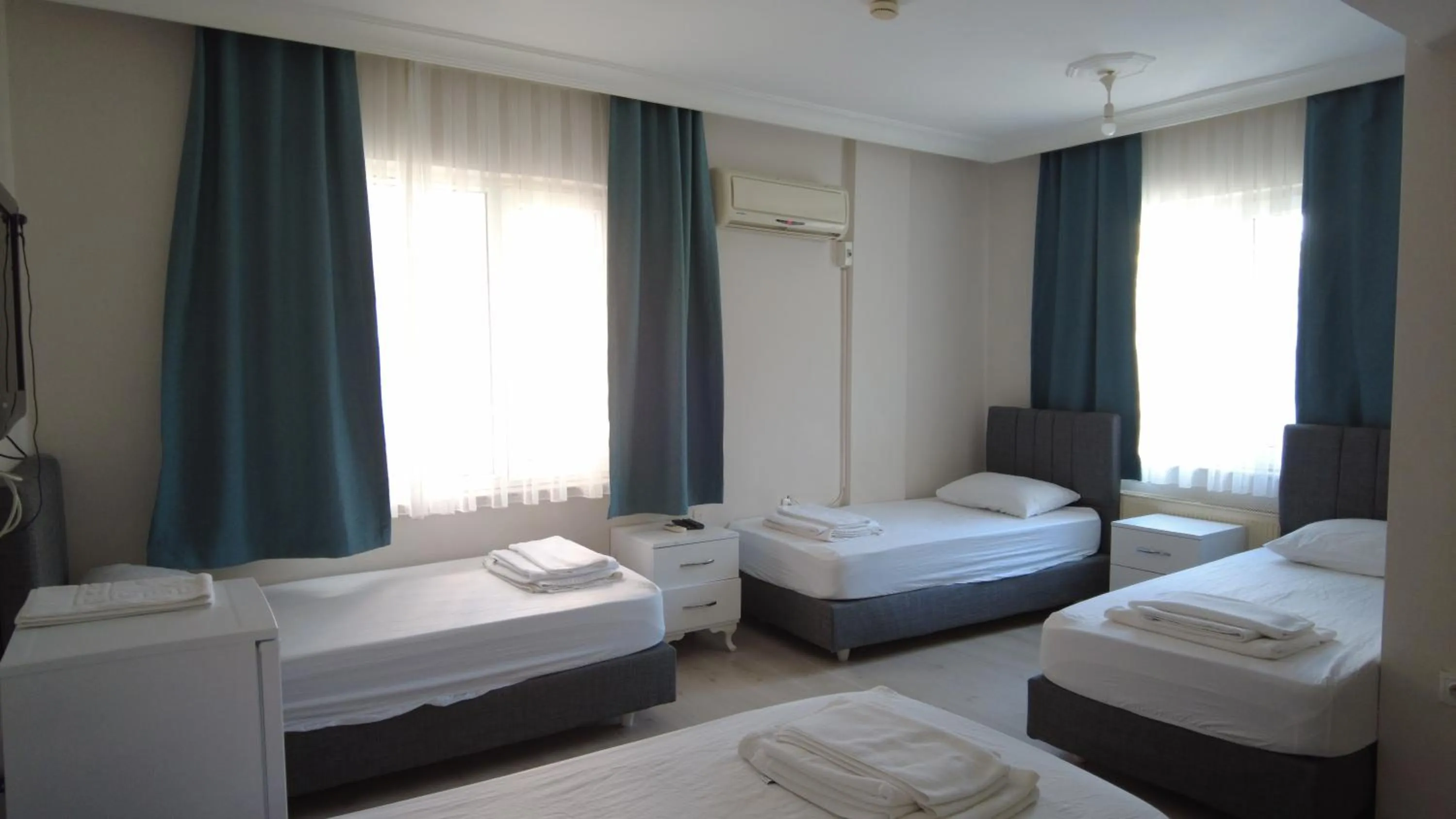 Bed in Odak Pansiyon