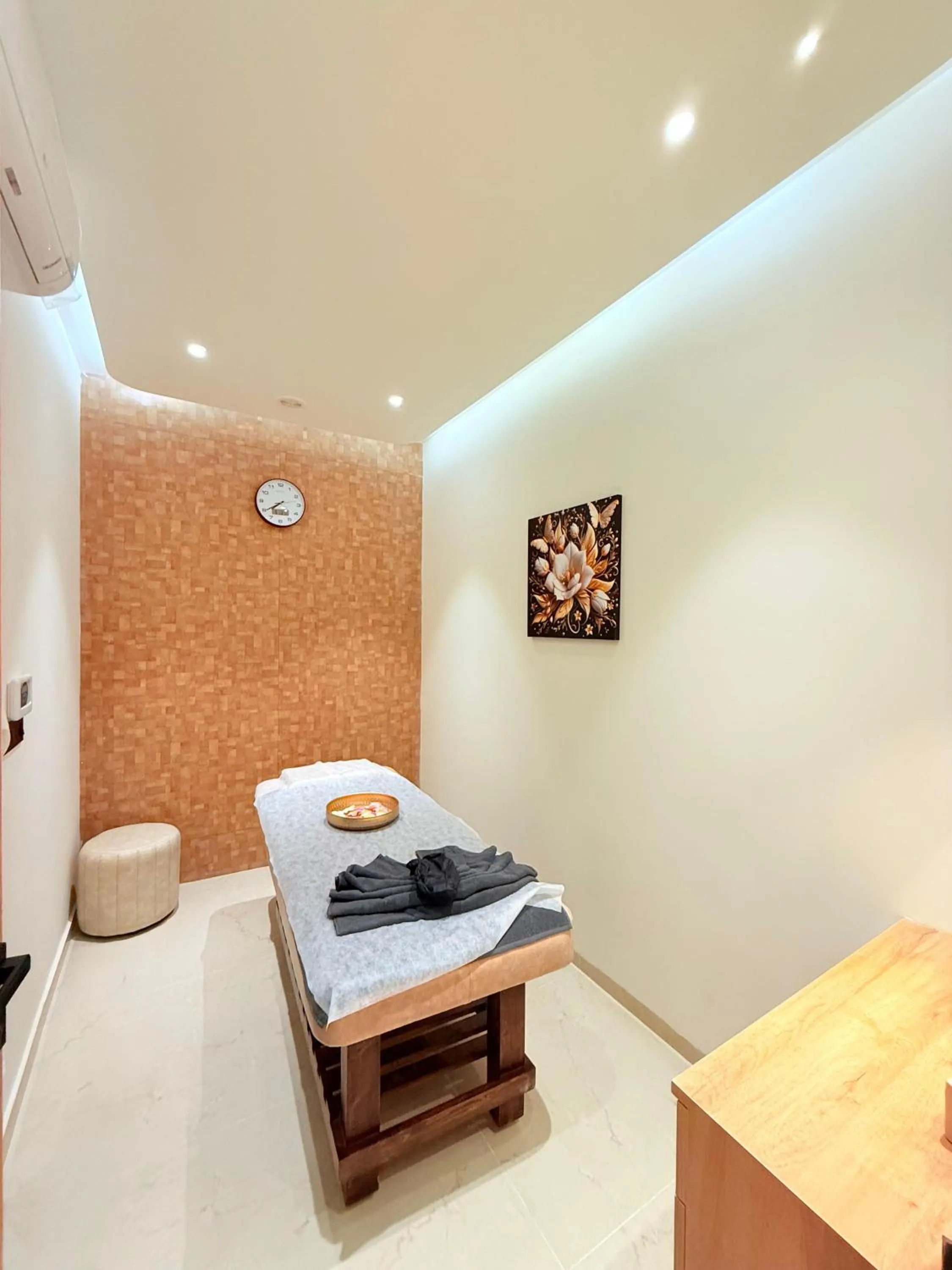 Spa and wellness centre/facilities, Bed in AK Castle Suites