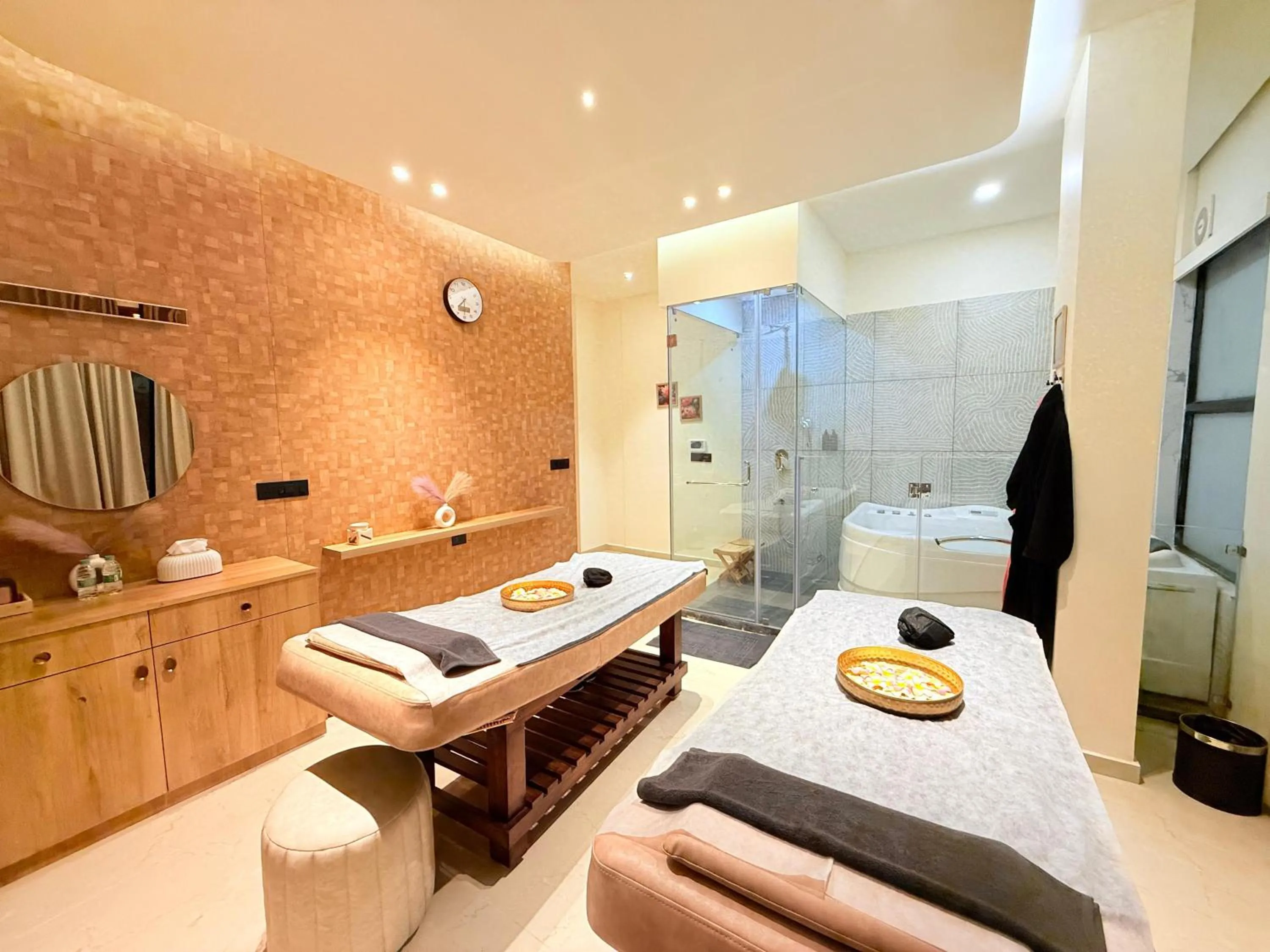 Spa and wellness centre/facilities, Bed in AK Castle Suites