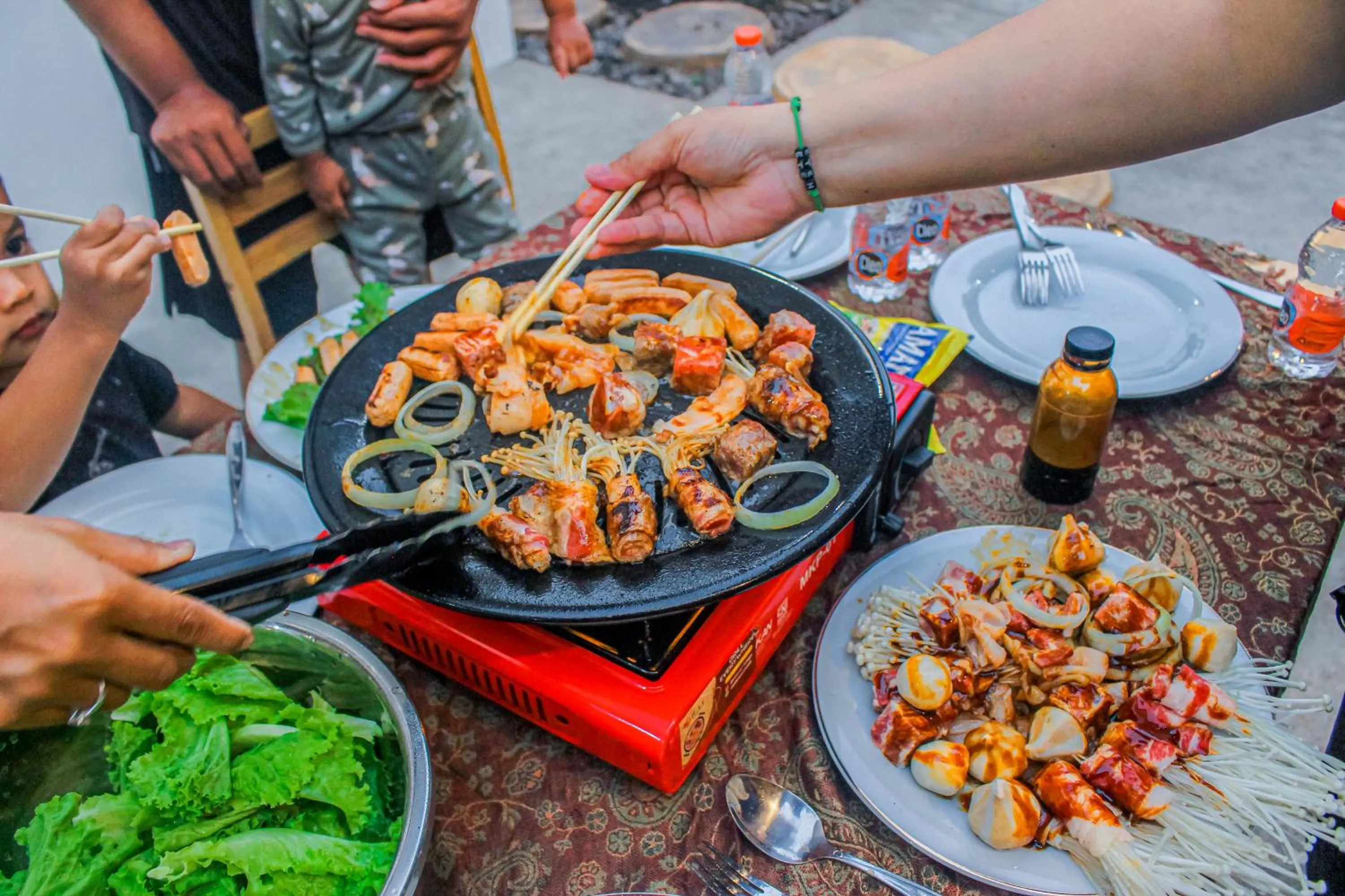 Food and drinks in Villa D'Maguwo Suites