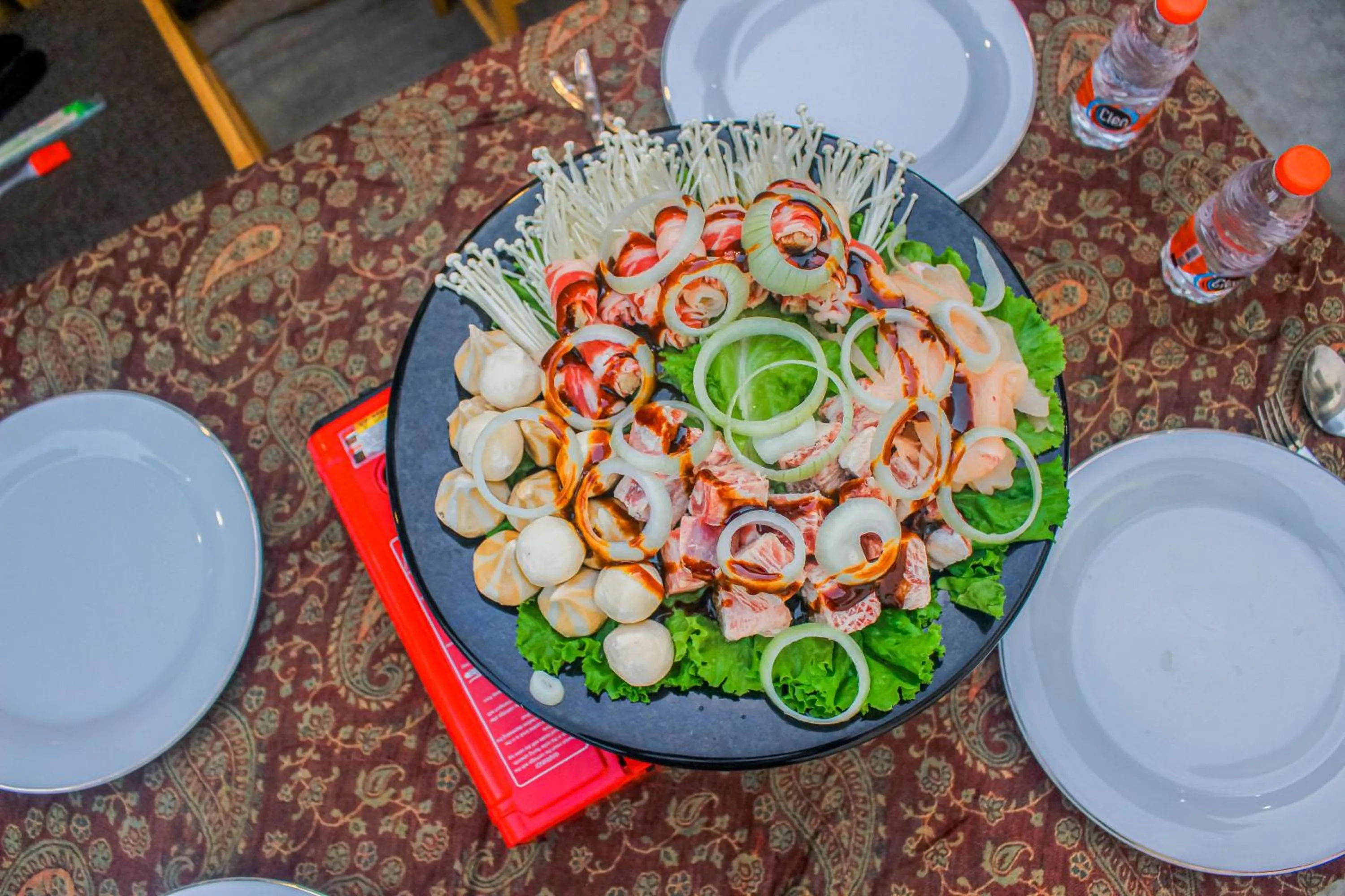 Food and drinks in Villa D'Maguwo Suites