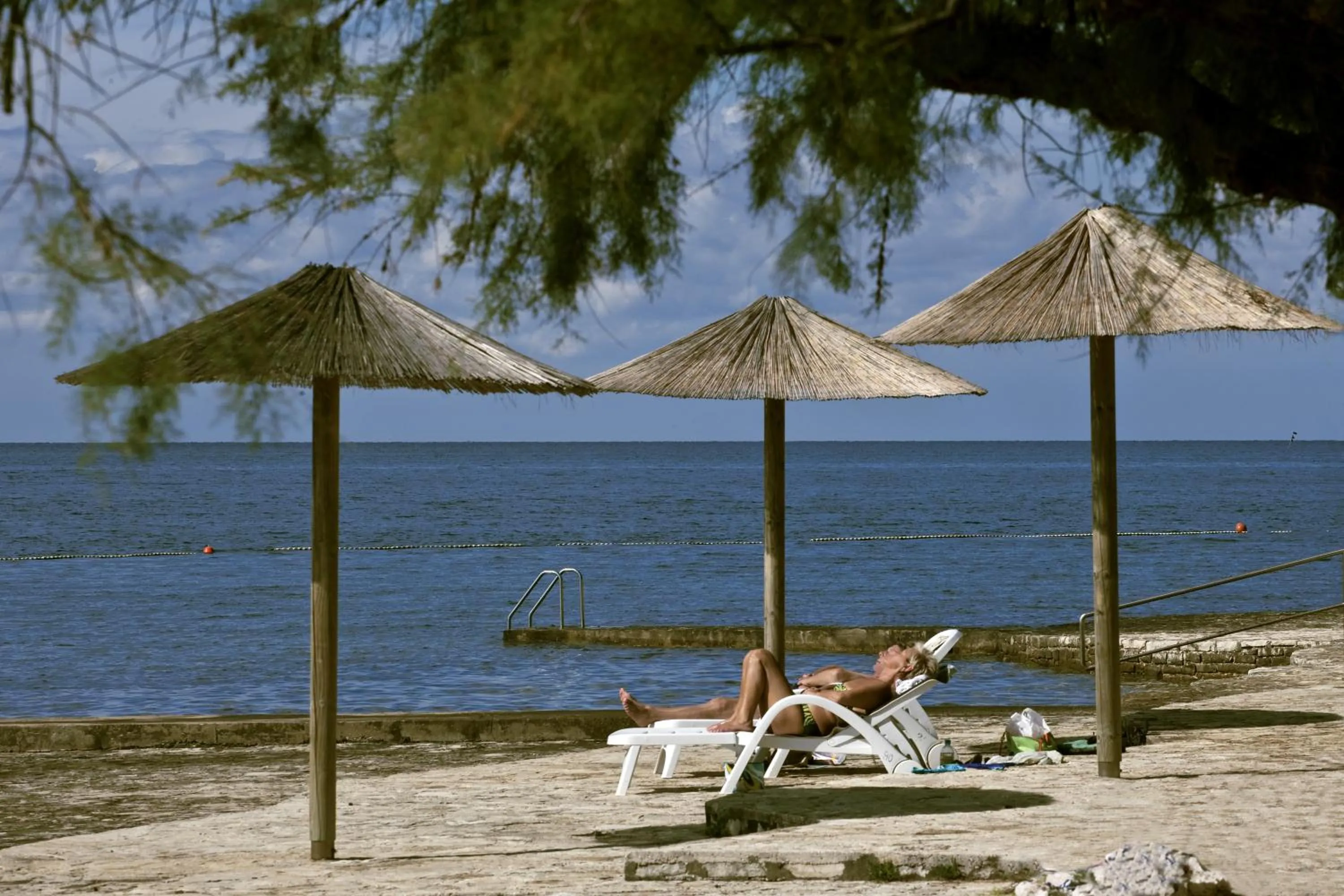 Beach in Apartments Galijot Plava Laguna