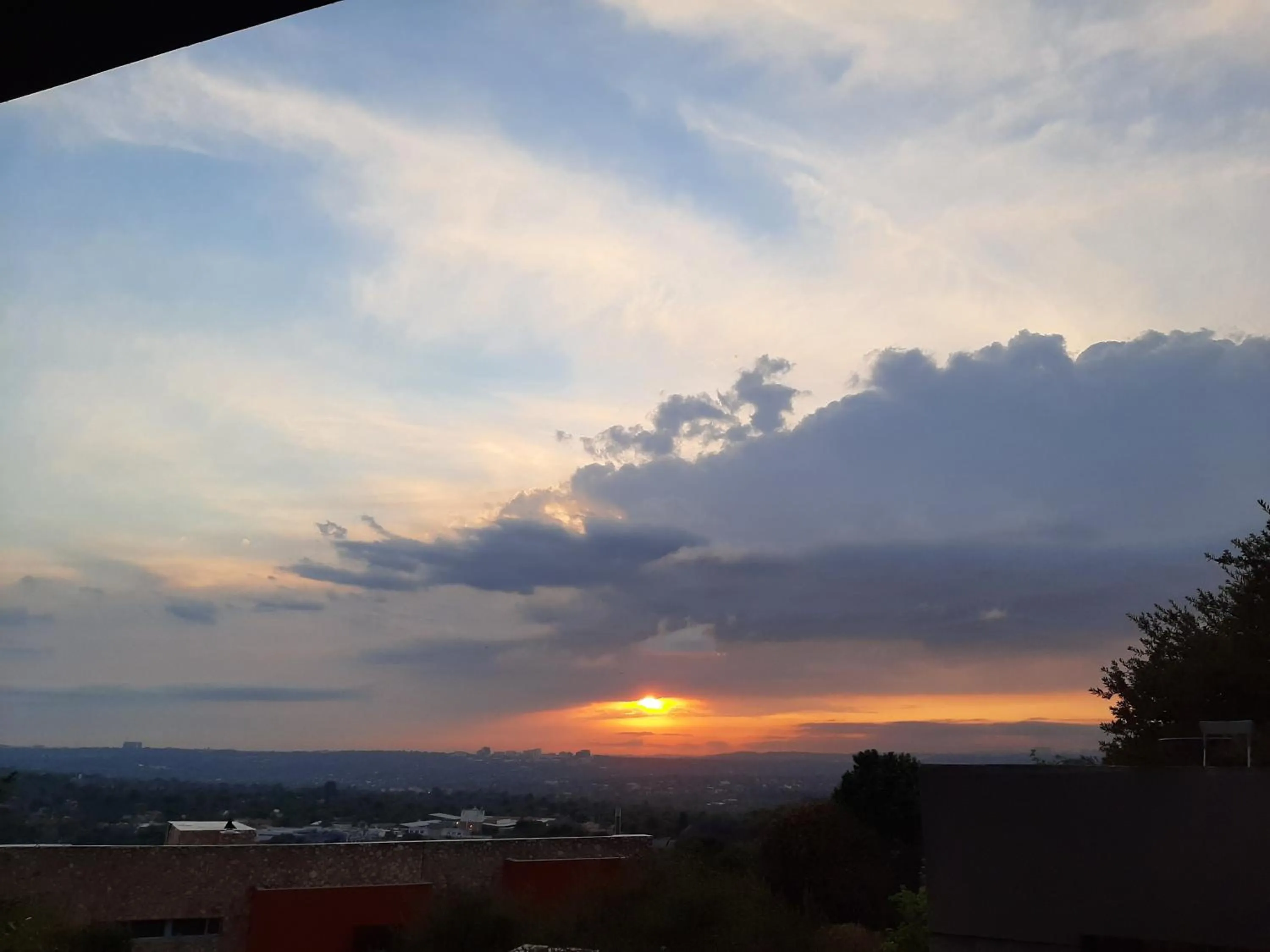 Sunrise in Orangerie Guest House