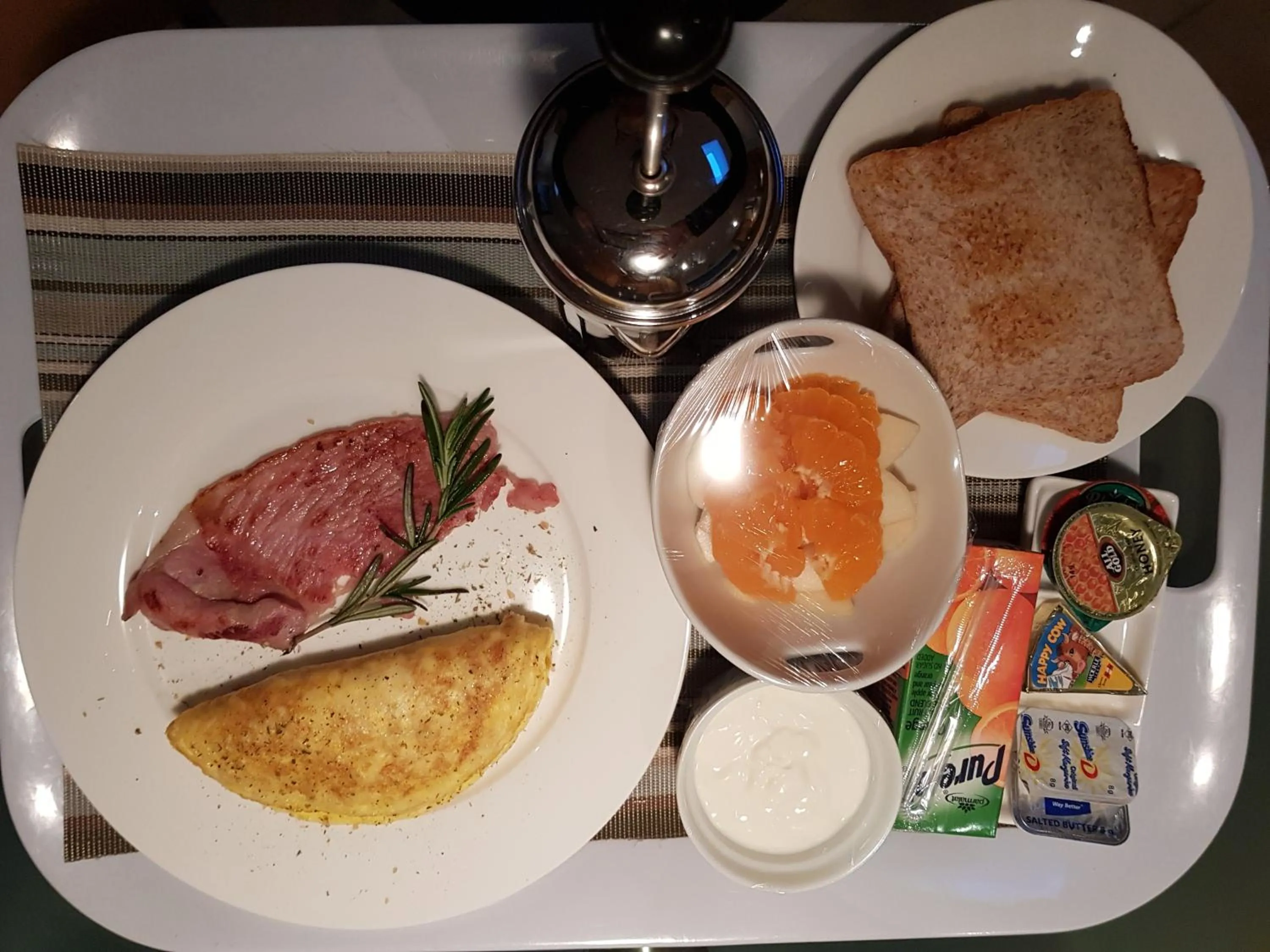 Breakfast in Orangerie Guest House