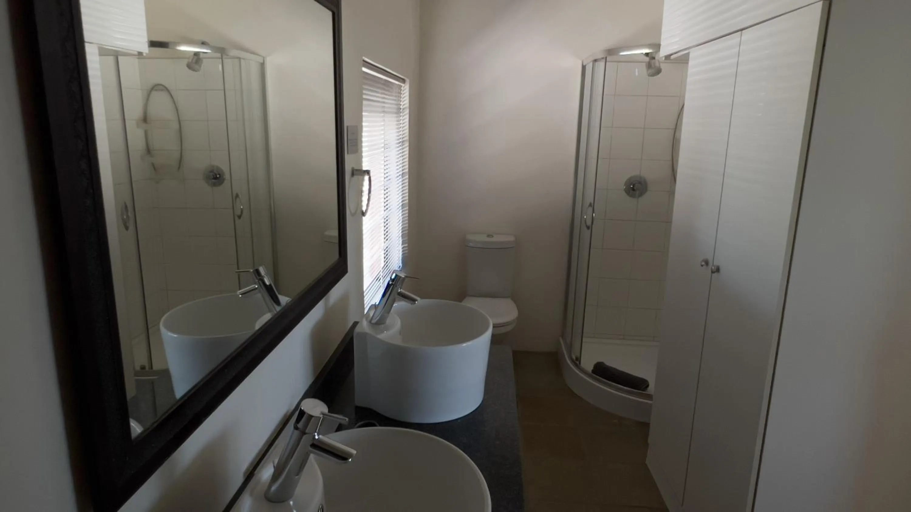 Shower in Orangerie Guest House