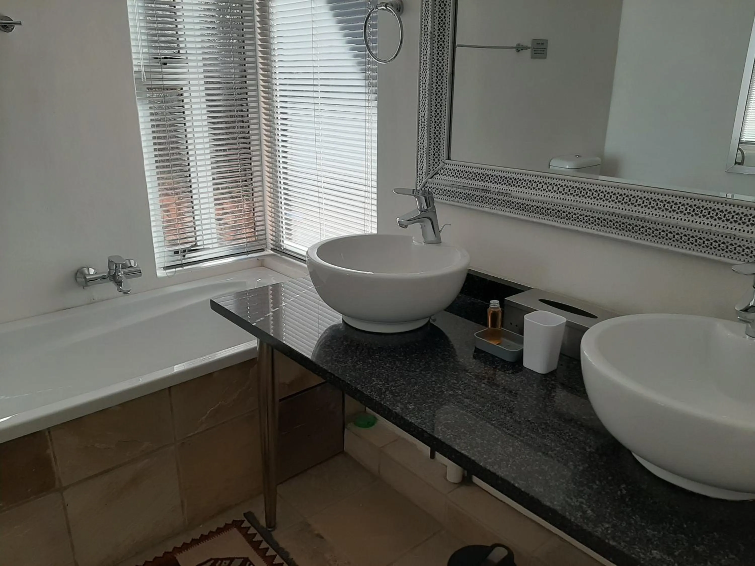 Toilet in Orangerie Guest House