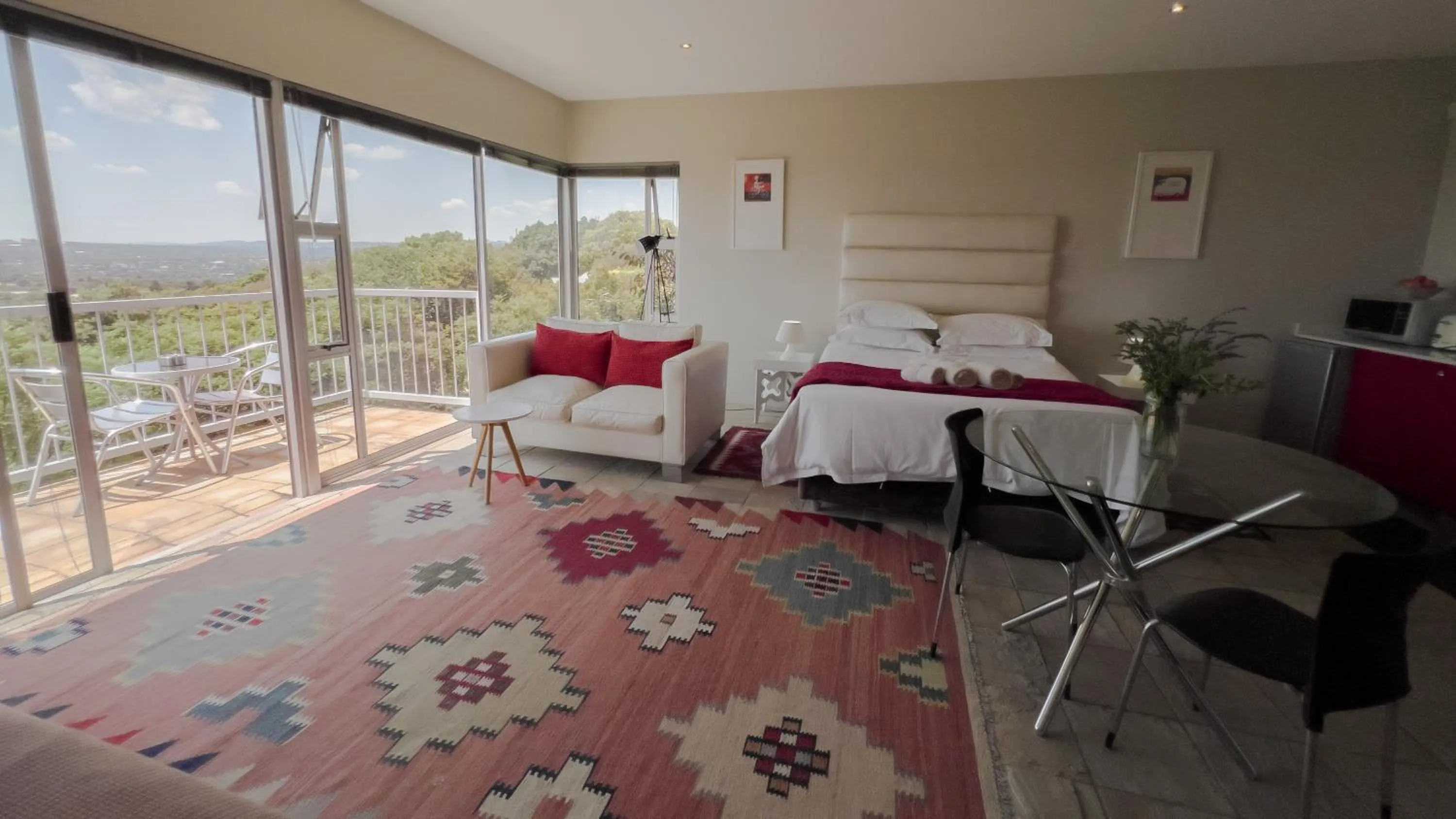 Balcony/Terrace, Bed in Orangerie Guest House