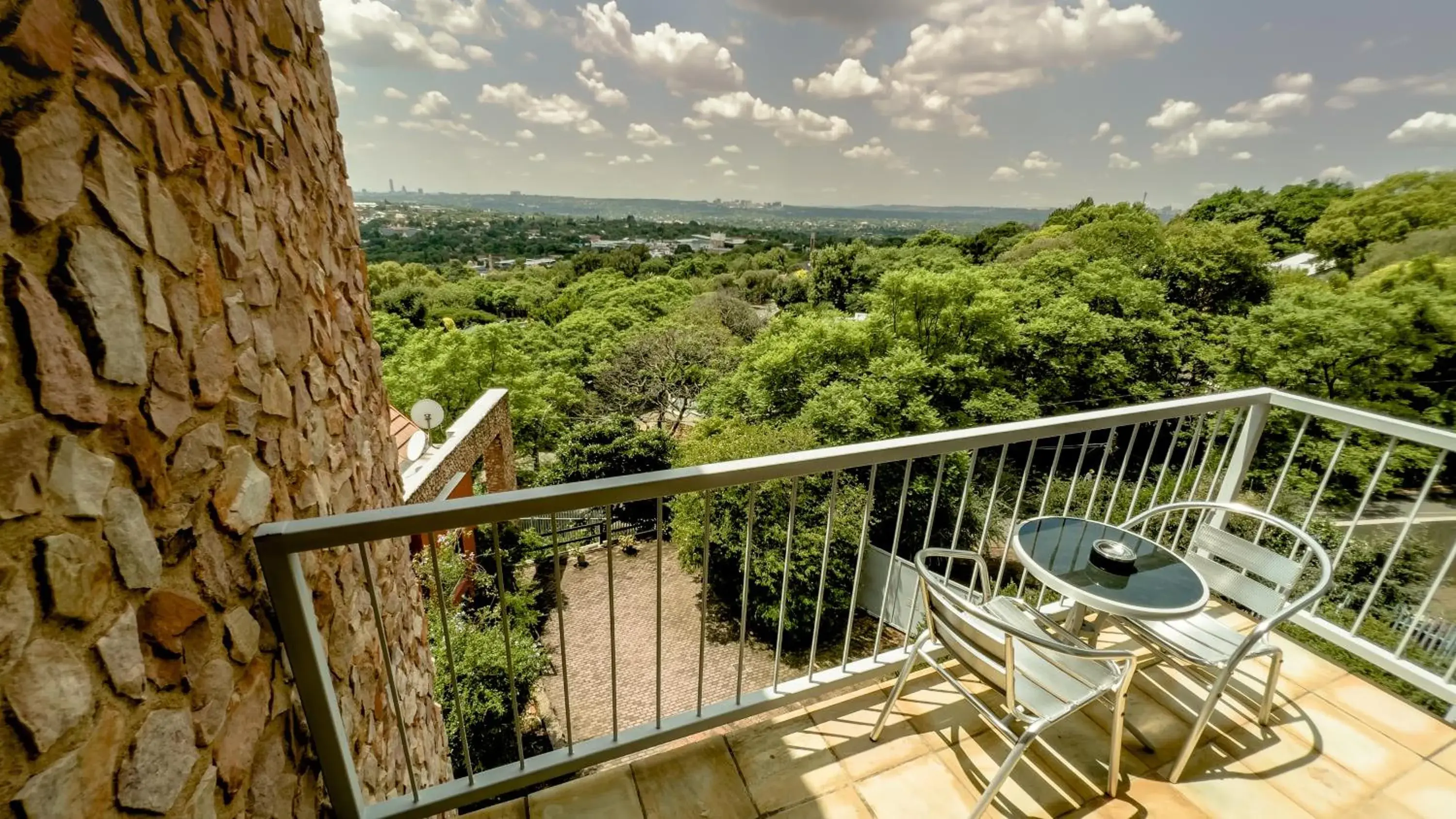 Studio in Orangerie Guest House Studio in Orangerie Guest House