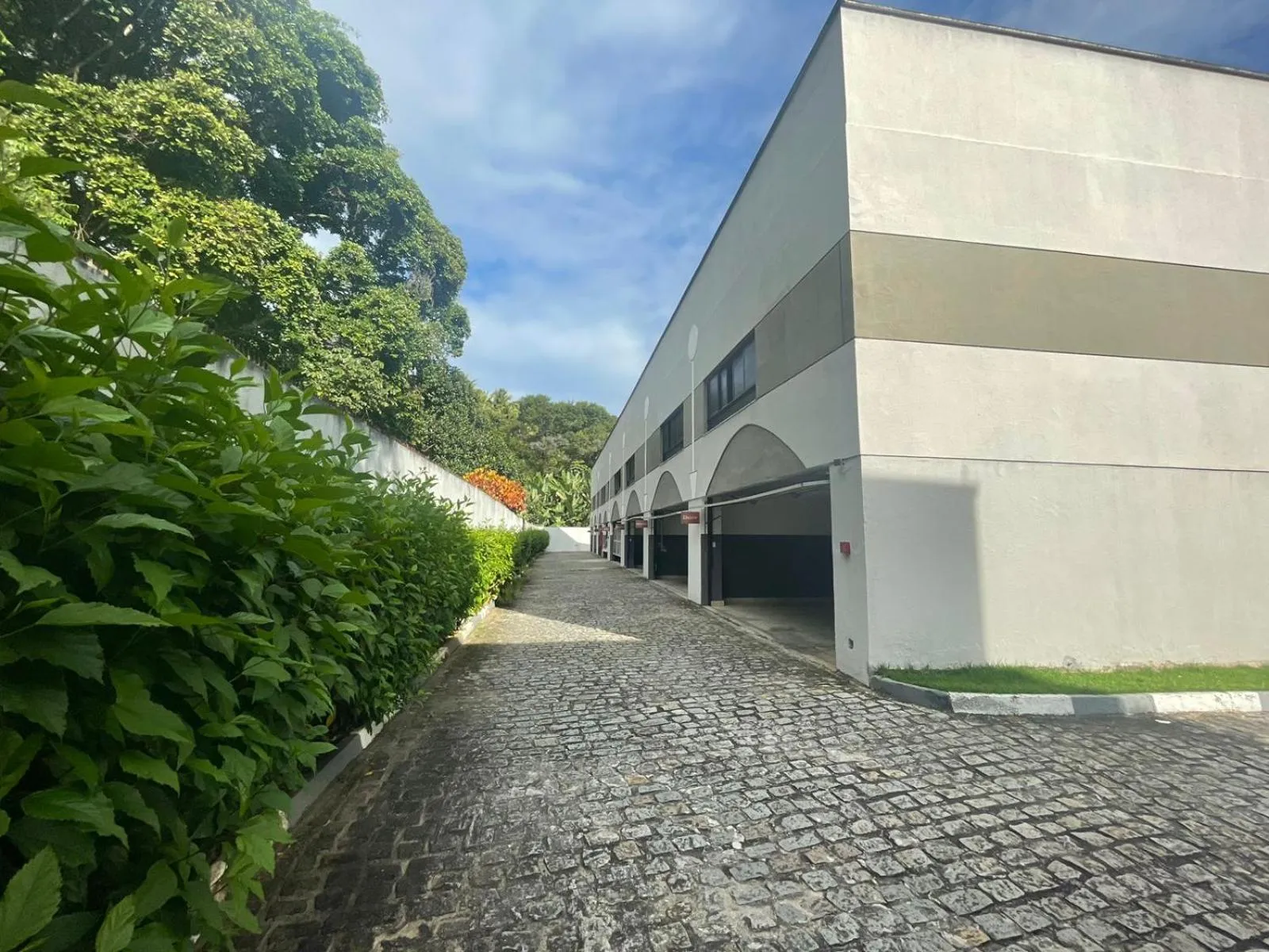 Property building in Bora Bora Motel