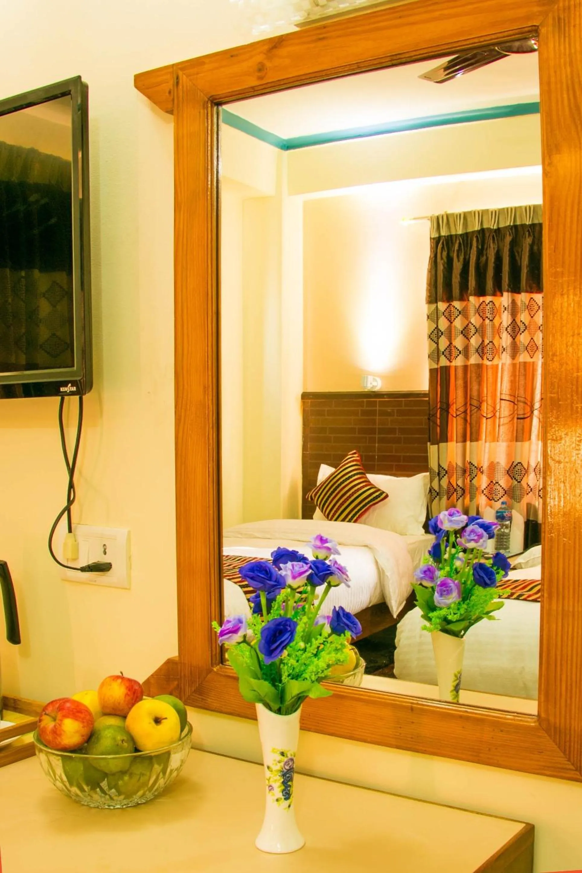 TV and multimedia, Bed in Hotel Adam