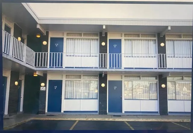 Heart O' Chicago Motel