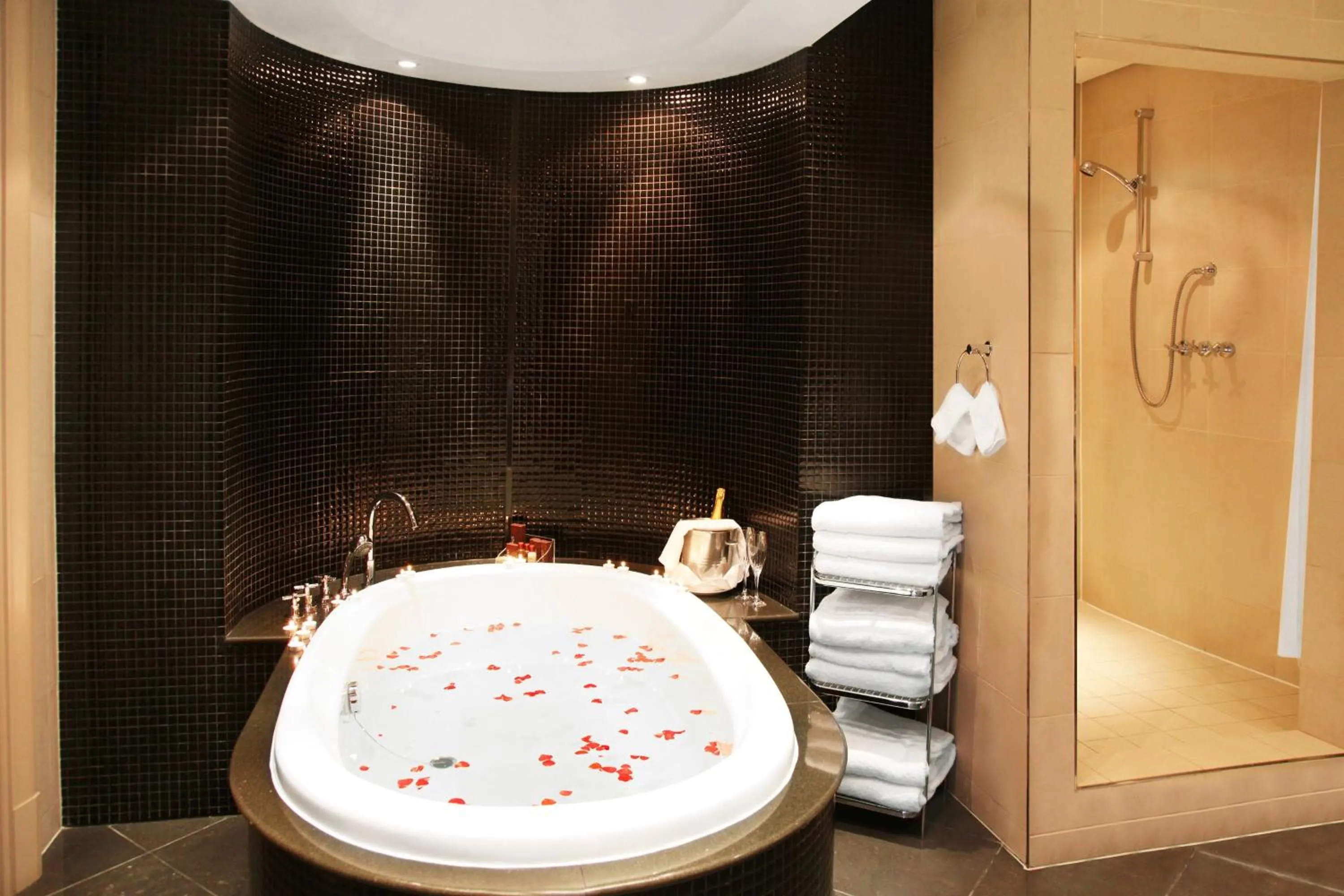 Bathroom in Sheraton Kampala Hotel