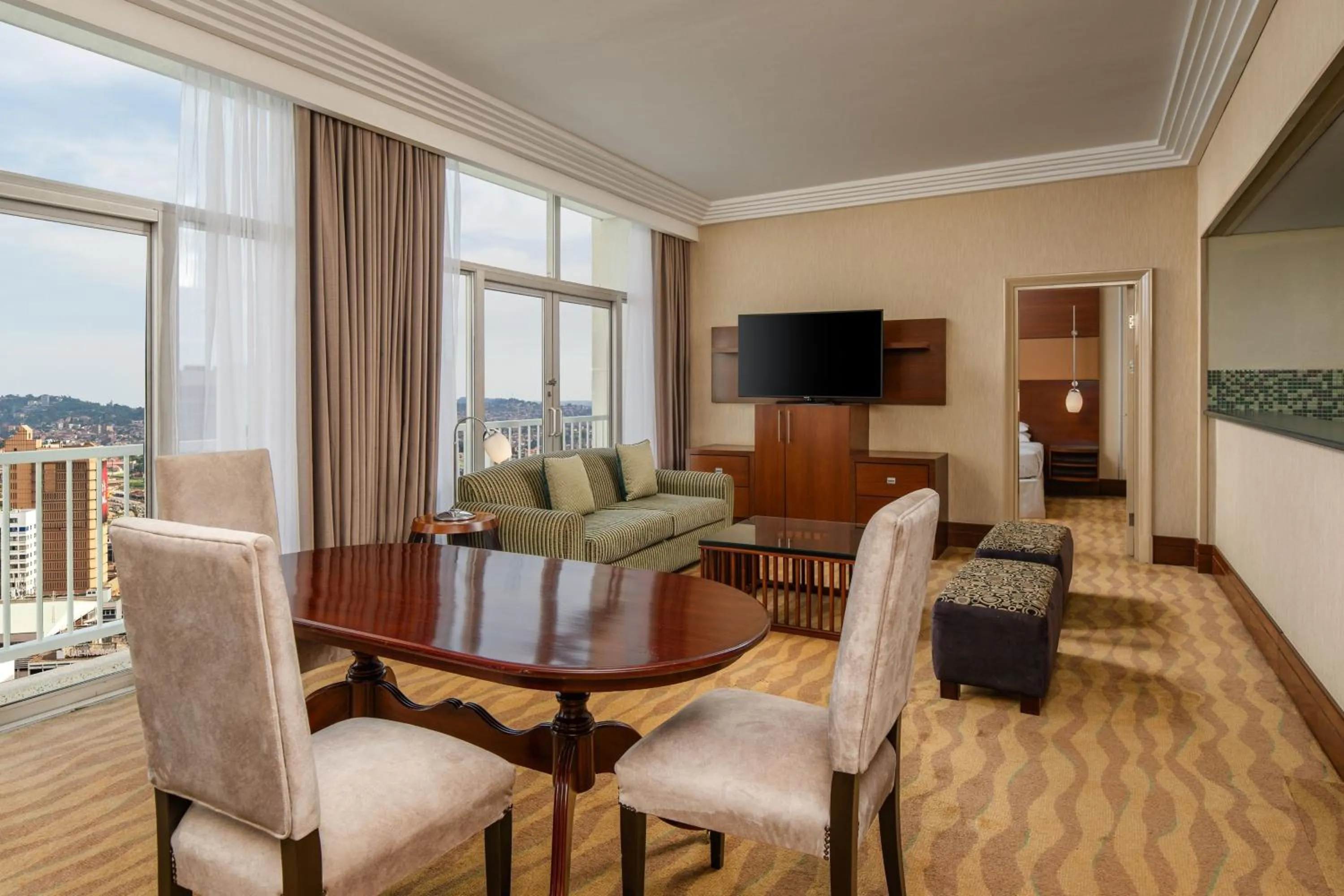 Lounge or bar in Sheraton Kampala Hotel