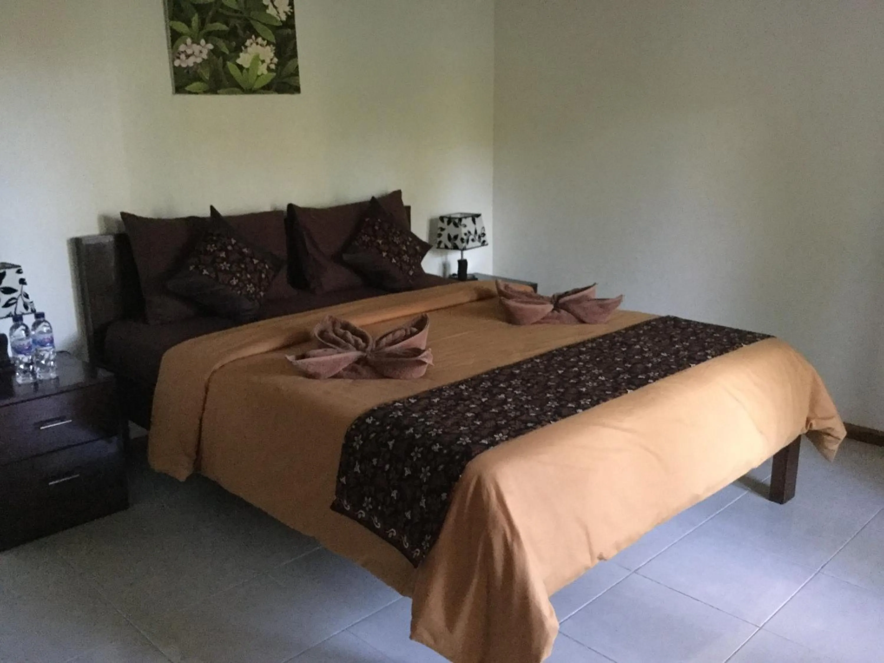 Bedroom, Bed in Kartika Villas